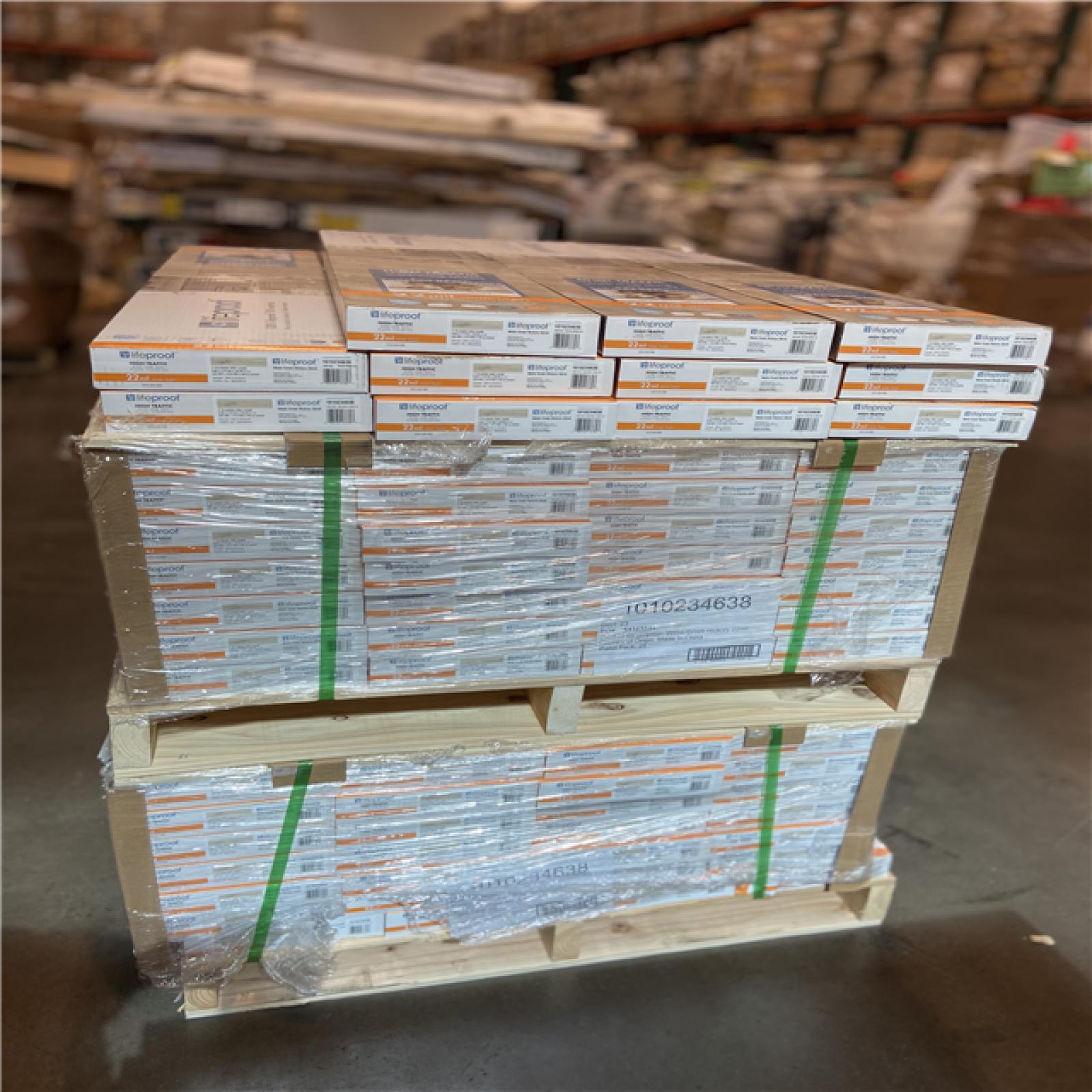 DALLAS LOCATION - DALLAS LOCATION - Lifeproof Webb Creek Hickory 22 MIL x 8.7 in. W x 48 in. L Click Lock Waterproof Luxury Vinyl Plank Flooring (20.1 sq. ft./Case) (67 UNITS)