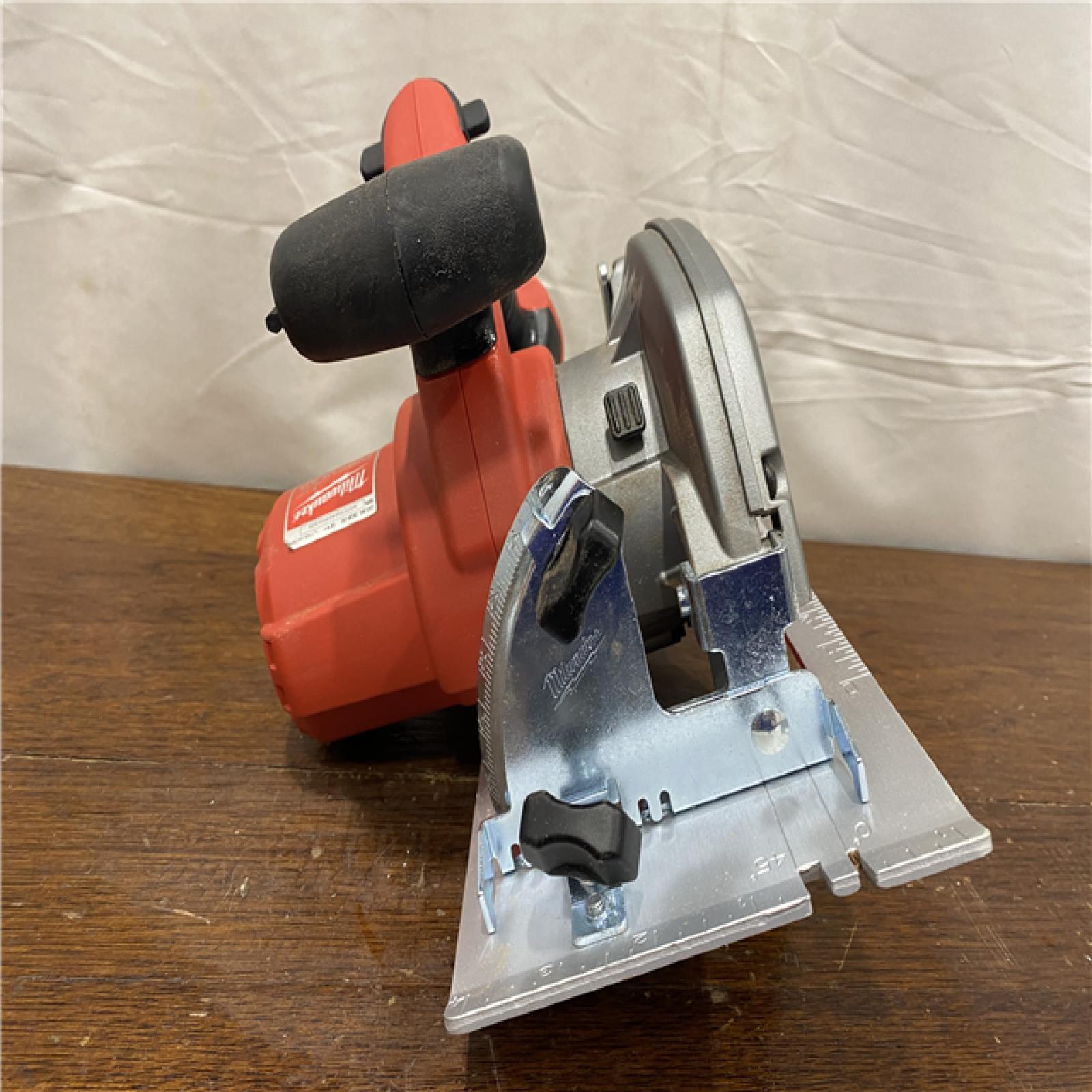 AS-IS Milwaukee 2630-20 M18 Cordless 6-1/2 Circular Saw Bare Tool Only - All