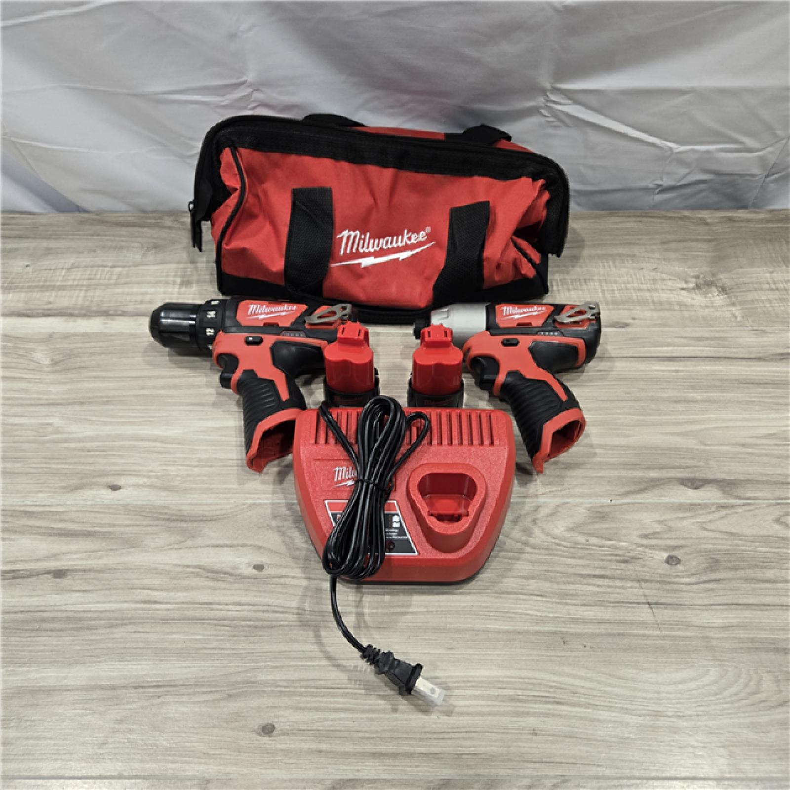 LIKE NEW! -  Milwaukee M12 12VCordless Drill Driver/Impact Driver Combo Kit