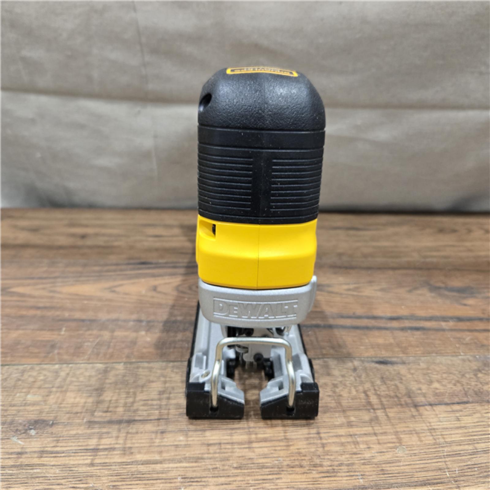 AS-IS DEWALT 20V MAX XR Cordless Barrel Grip Jigsaw (Tool Only)