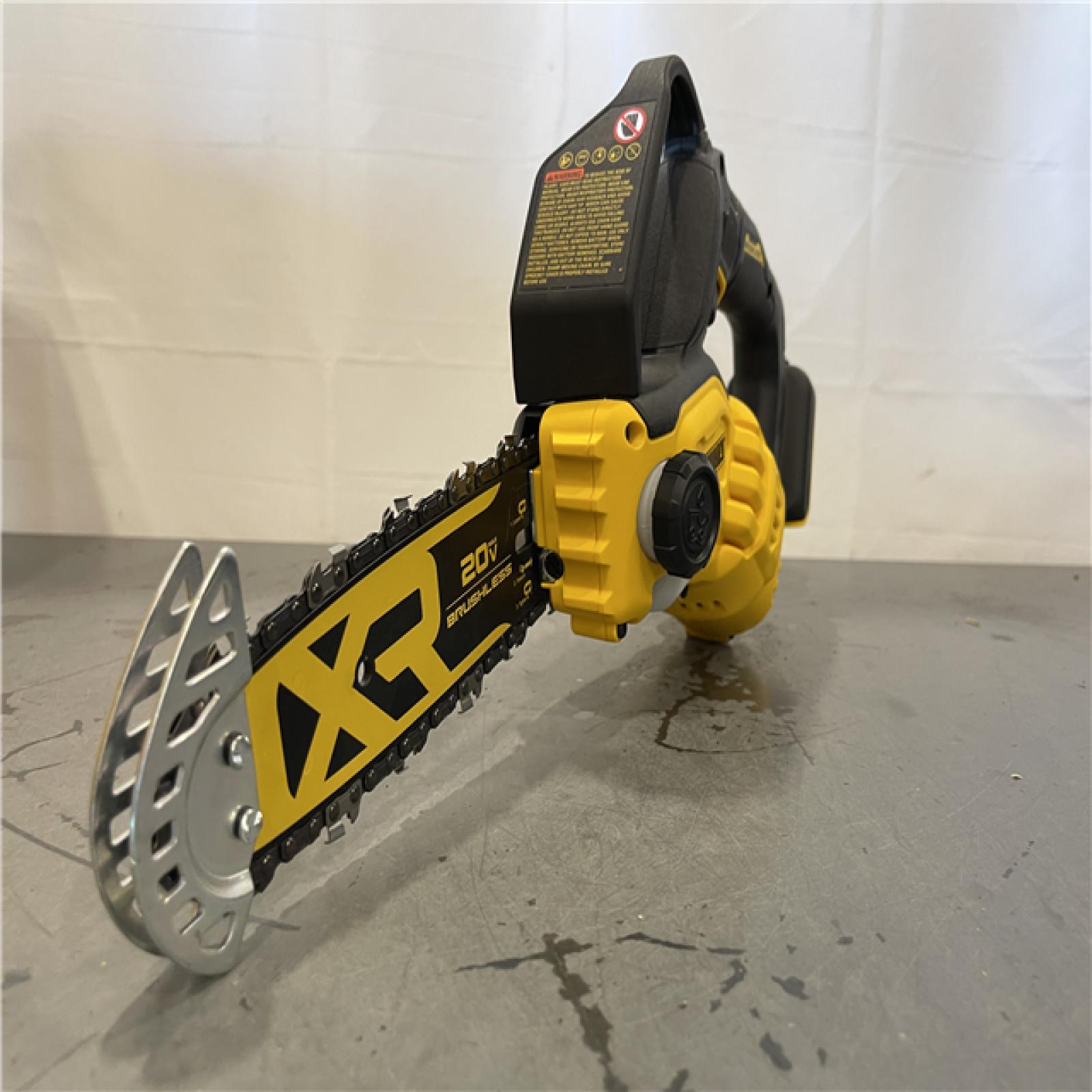 AS-IS - DEWALT 20V MAX 8 in. Brushless Cordless Battery Powered Pruning Chainsaw