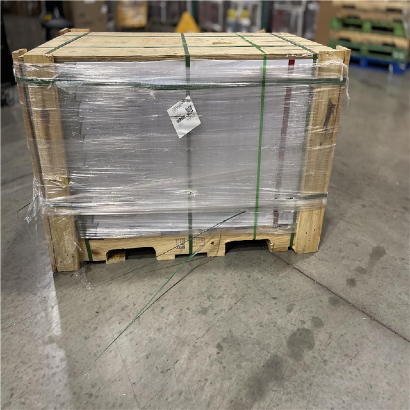 DALLAS LOCATION - TrafficMaster Birchwood Meadows Oak 6 MIL x 6 in. W x 48 in. L Waterproof Click Lock Luxury Vinyl Plank Flooring (21.95 sqft/case)PALLET-(44 CASES)