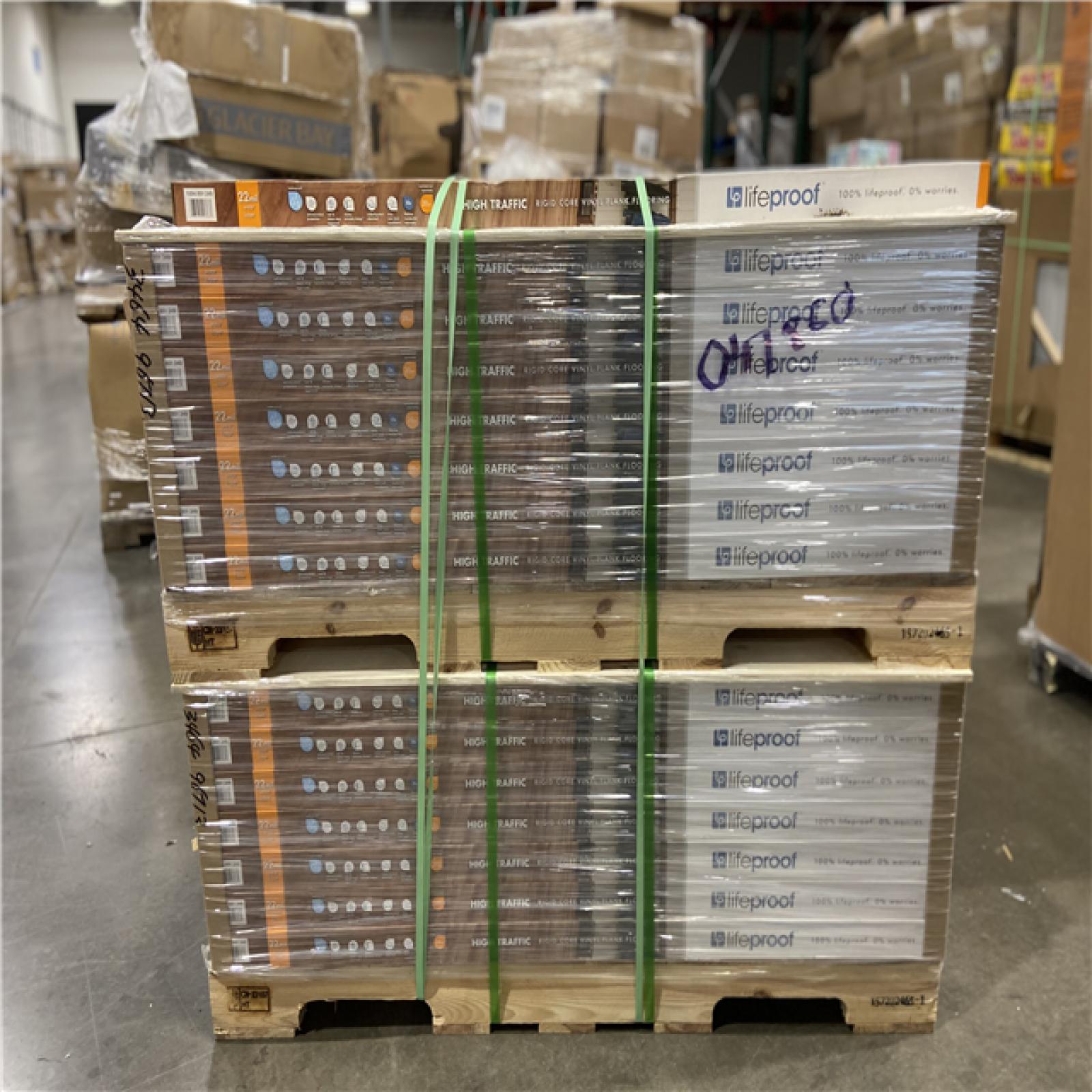DALLAS LOCATION - Lifeproof Trail Oak 22 MIL x 8.7 in. W x 48 in. L Click Lock Waterproof Luxury Vinyl Plank Flooring (20.1 sqft/case) PALLET -(28 UNITS)