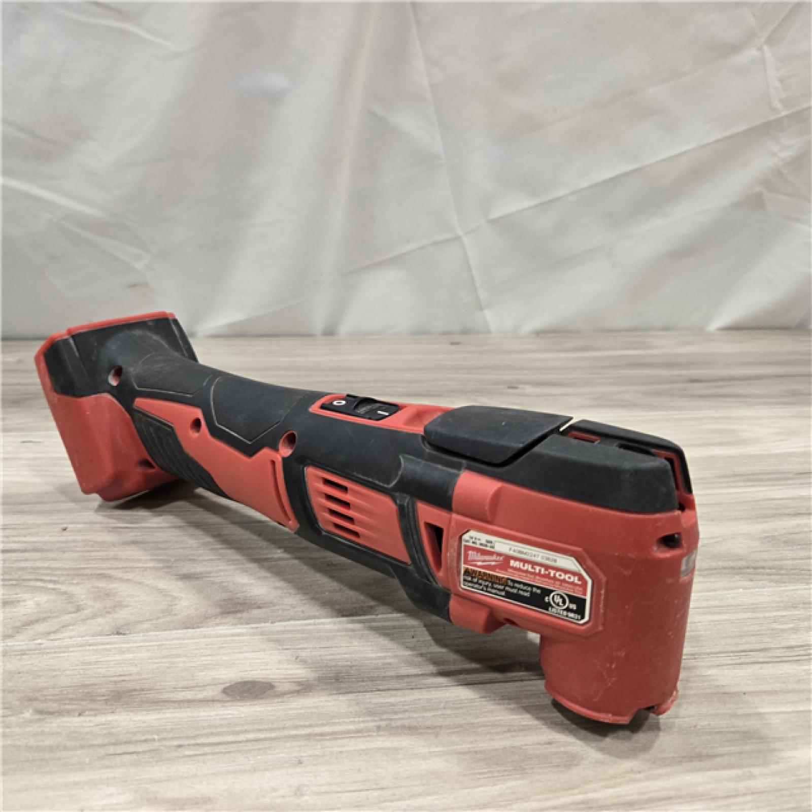 AS-IS Milwaukee 2836-20 18V Cordless Brushless Oscillating Multi-Tool (Tool Only)