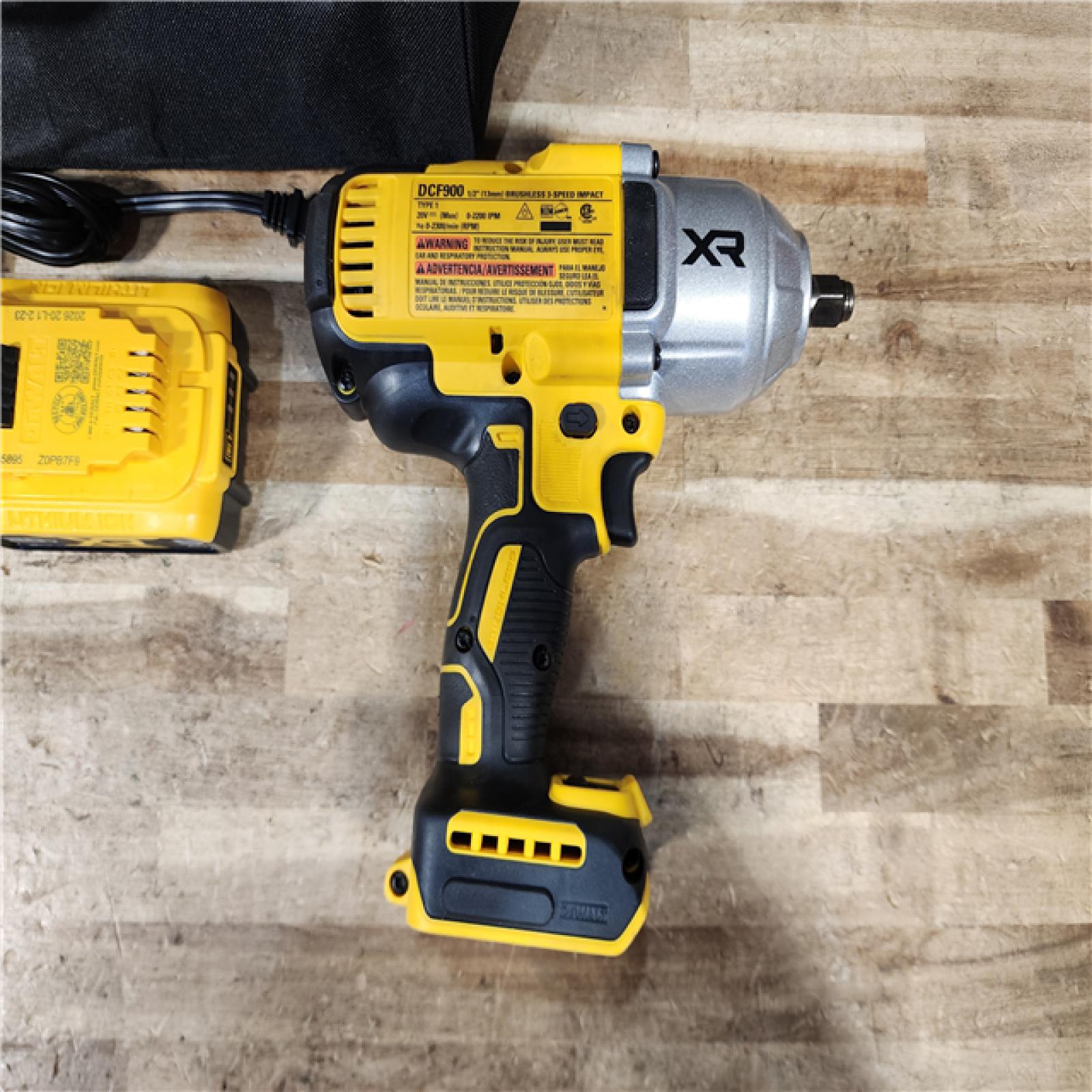HOUSTON LOCATION - AS - IS DEWALT 20V MAX Lithium-Ion Cordless 1/2 in. Impact Wrench Kit