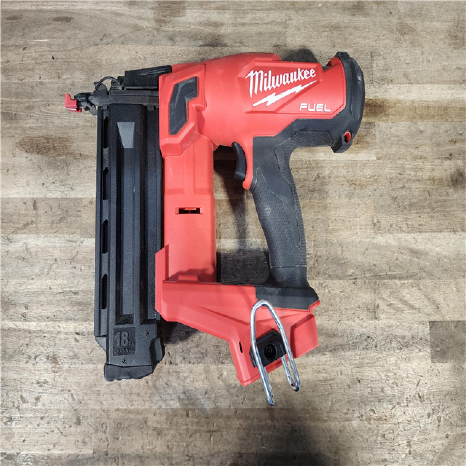 HOUSTON LOCATION - AS-IS Milwaukee M18 FUEL 18 Gauge Brad Nailer (TOOL ONLY)