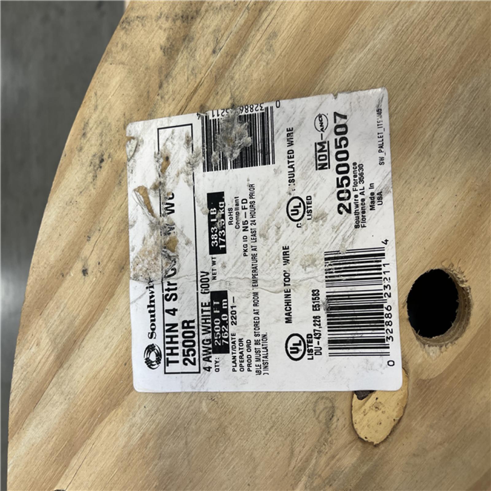 DALLAS LOCATION - Southwire 2 500 ft. 4 White Stranded CU SIMpull THHN Wire