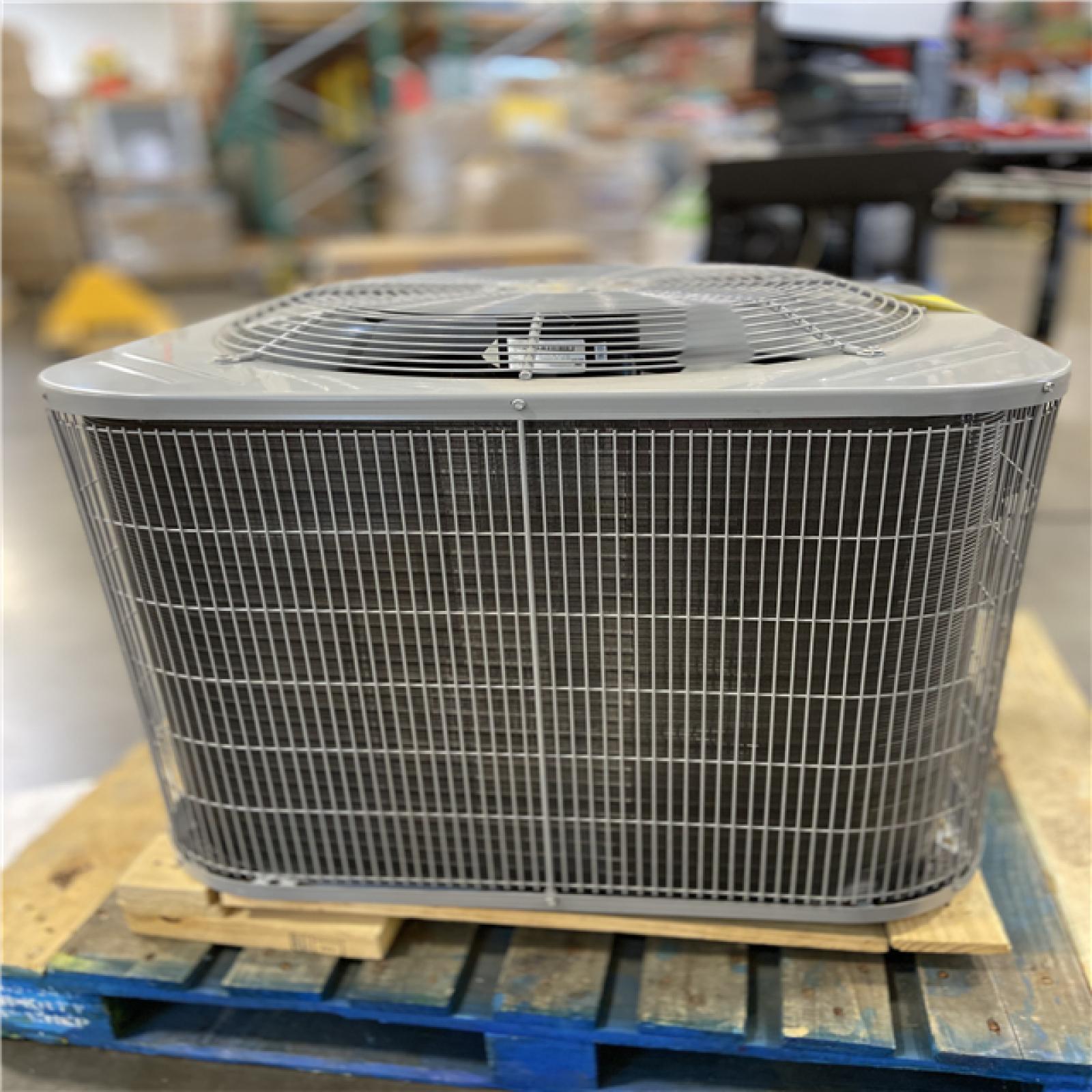 DALLAS LOCATION - Smartcomfort® by Carrier 2.5 Ton 14.3 Seer2 Heat Pump
