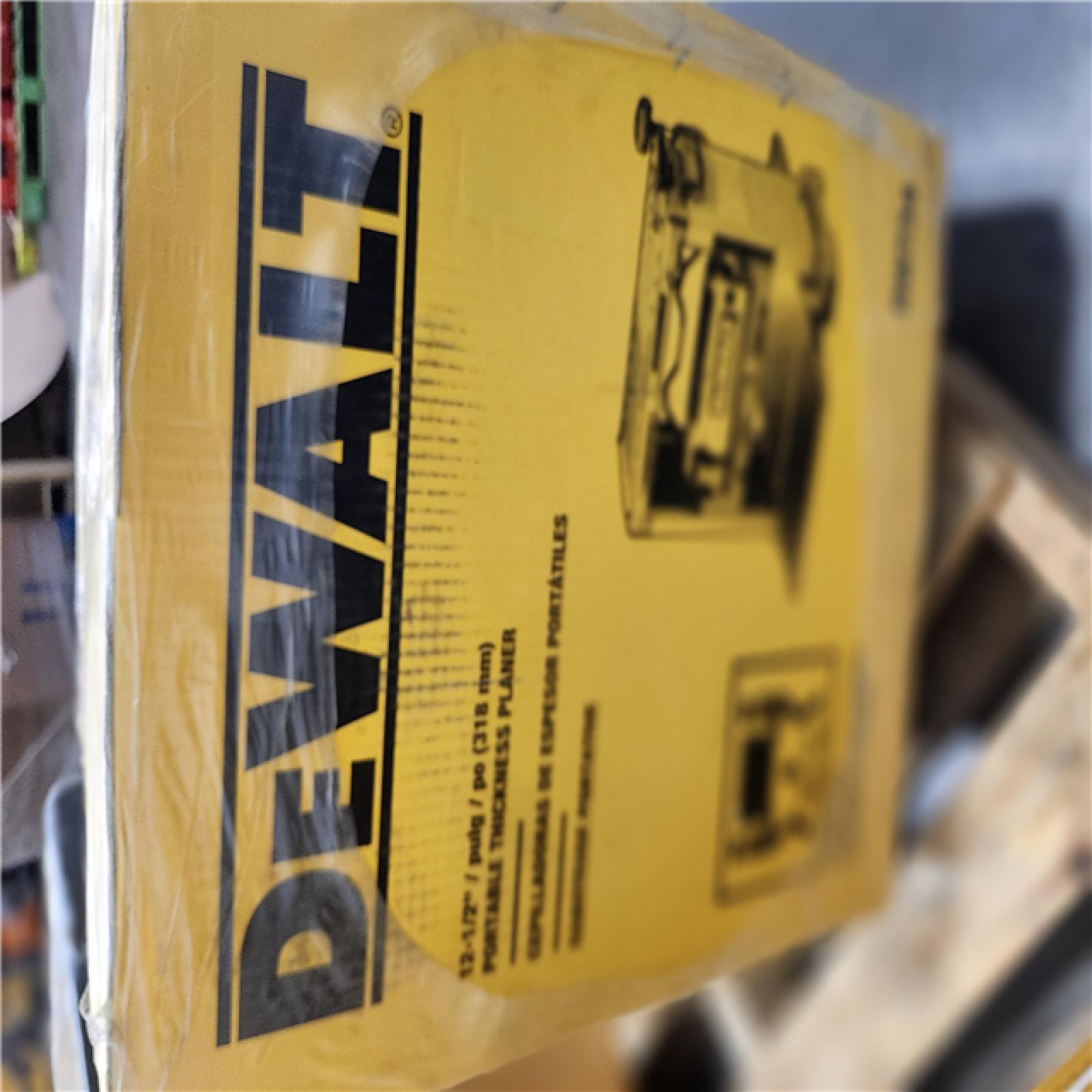 NEW- DEWALT 15 Amp Corded 12.5 in. Bench Planer