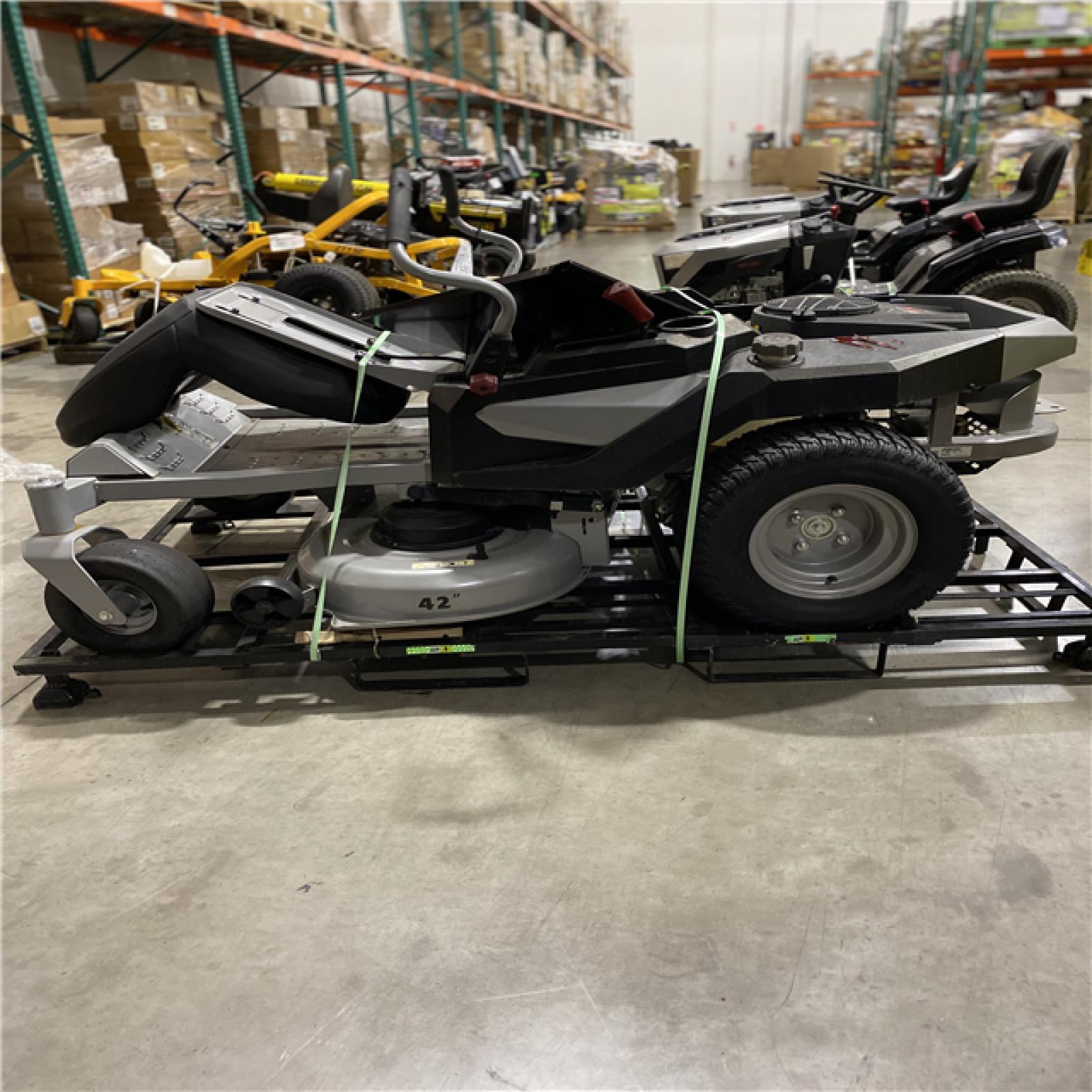 Dallas Location - As-Is Murray Cruz 42 in. 19.0 HP 540cc EX1900 Series Gas Mower