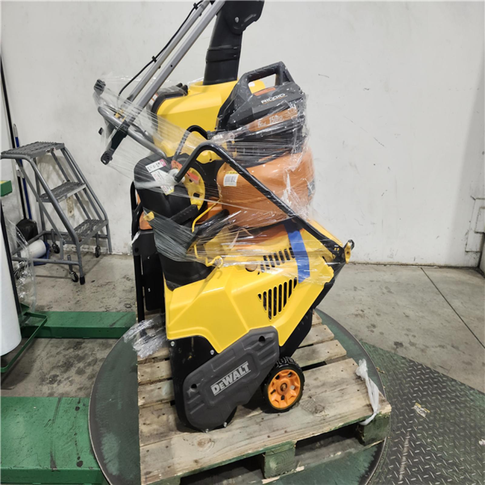 Dallas Location - As-Is Outdoor Power Equipment