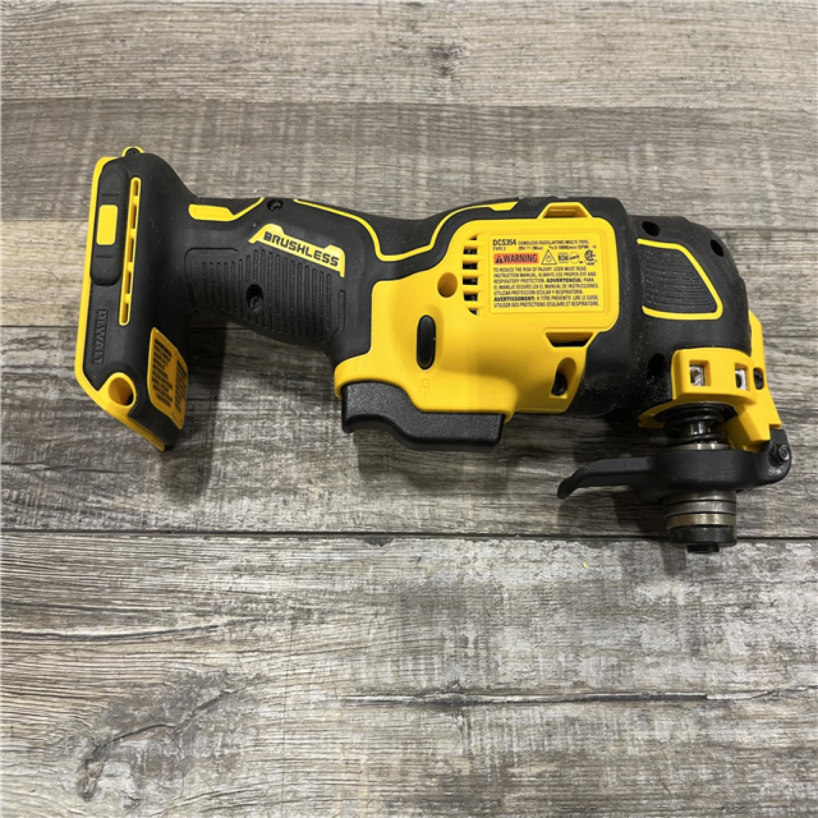 AS-IS DEWALT ATOMIC 20V MAX Cordless Brushless Oscillating Multi Tool (Tool Only)