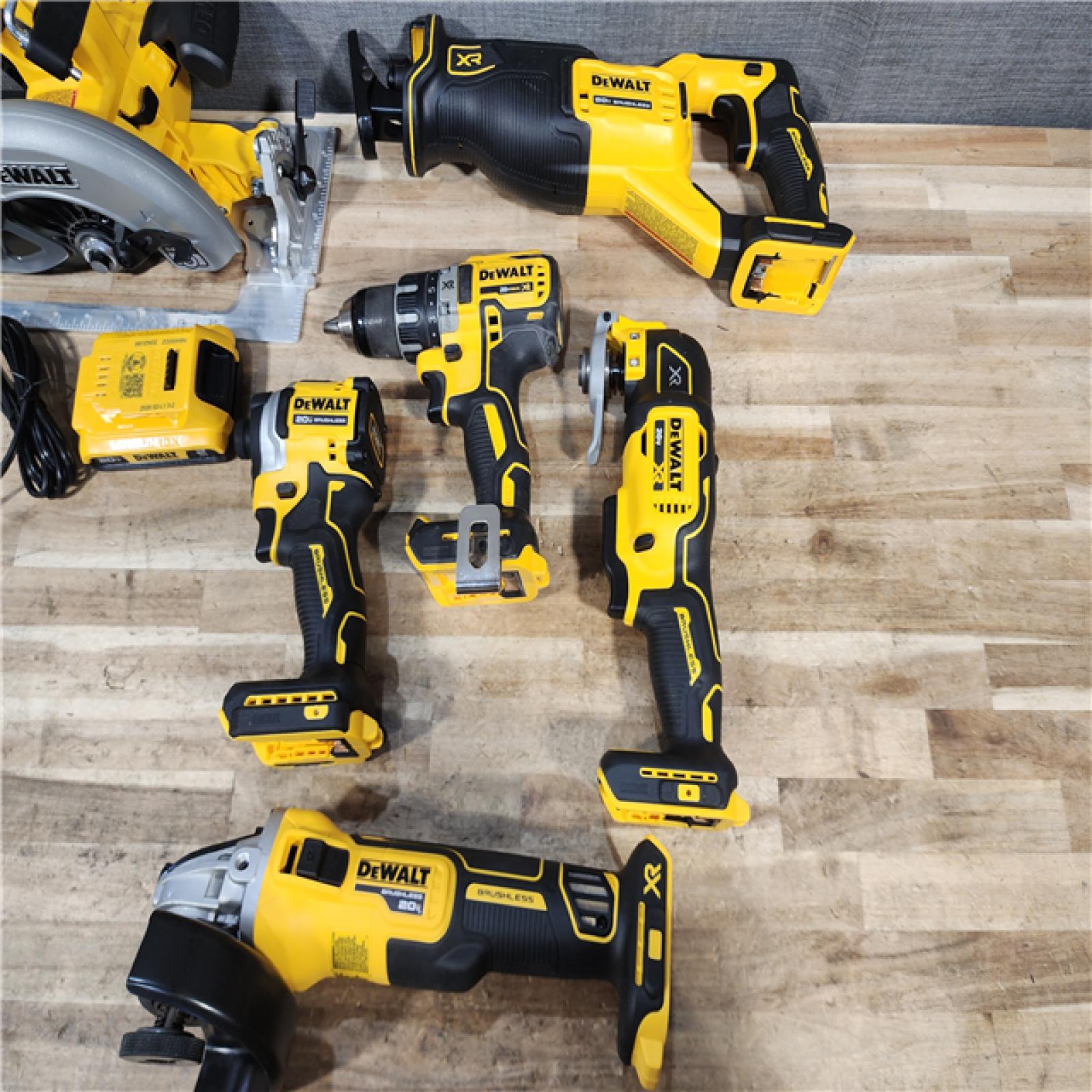 HOUSTON LOCATION - AS - IS DEWALT 20V MAX Lithium-Ion Cordless 6-Tool Combo Kit