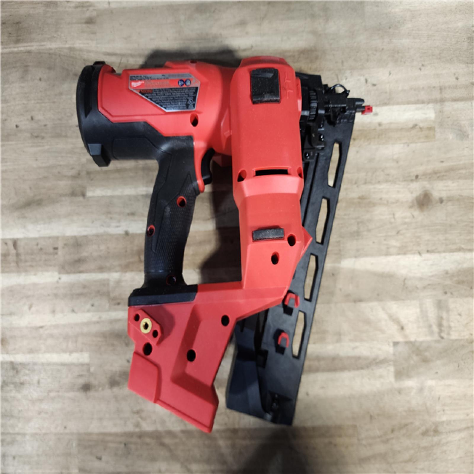 HOUSTON LOCATION - AS-IS (APPEARS LIKE NEW) Milwaukee 2841-20 18V Cordless Gen II 16 Gauge Angled Finish Nailer (Tool Only)