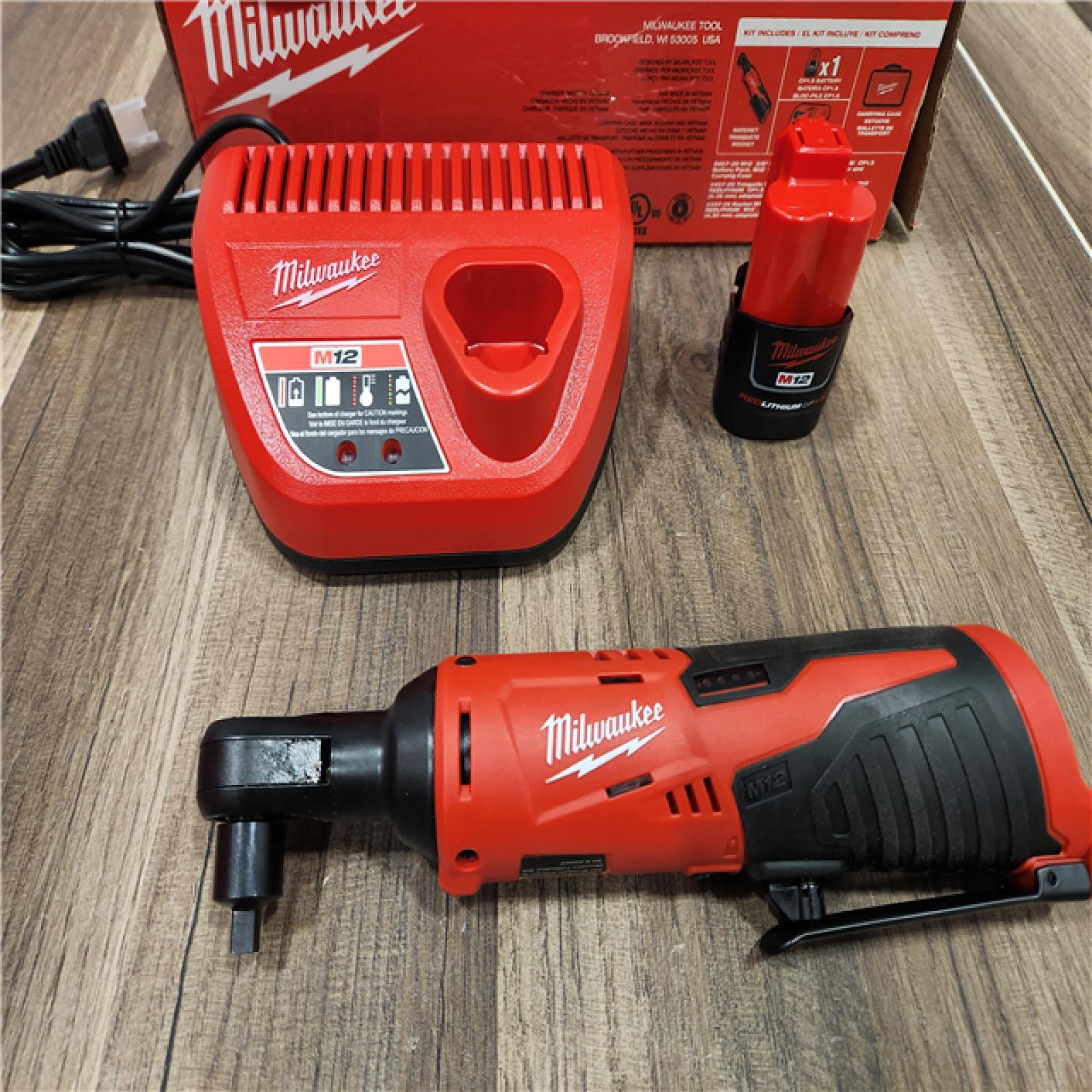 AS-IS Milwaukee Cordless 3/8 in. Ratchet Kit