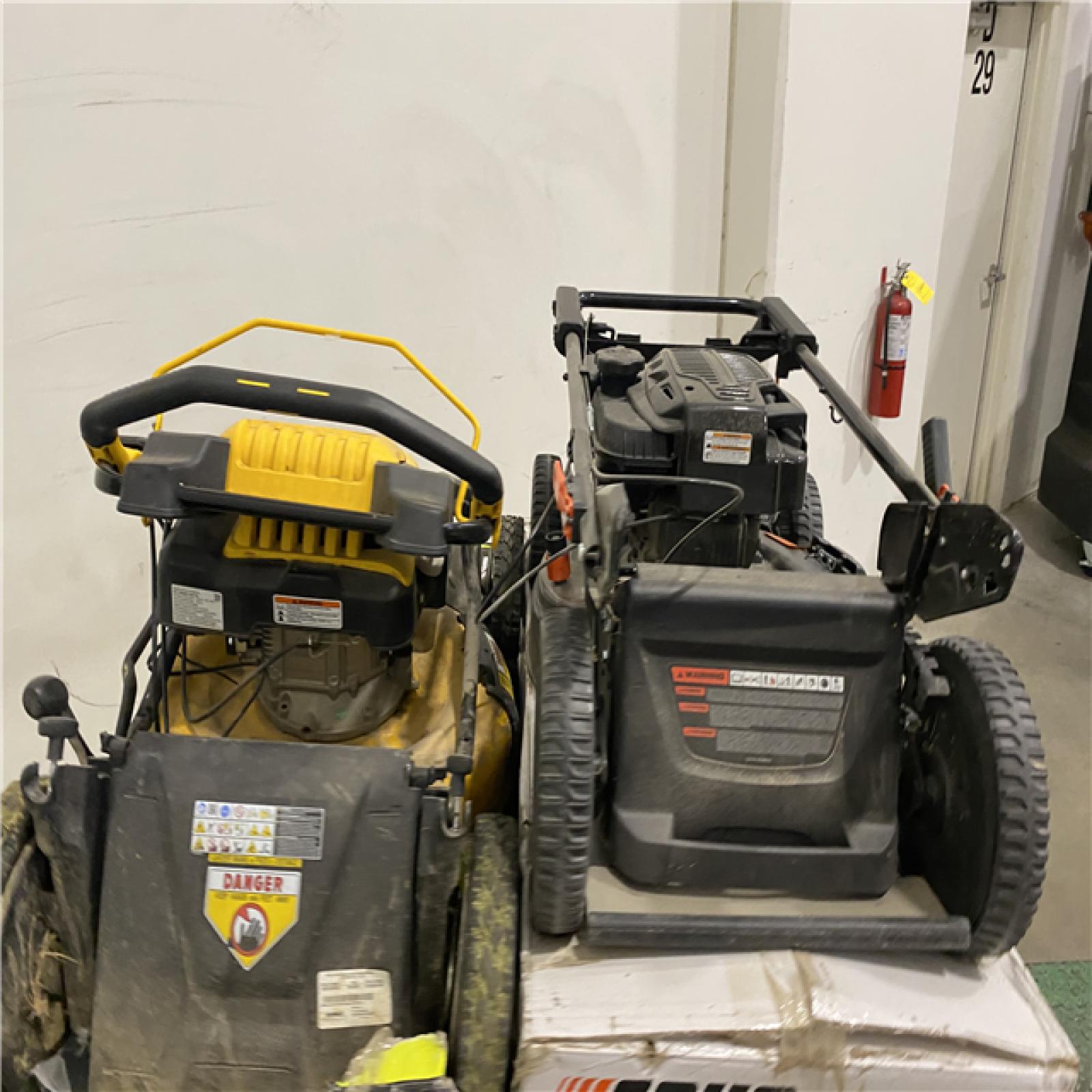 Dallas Location - As-Is Lawn Mower Pallet
