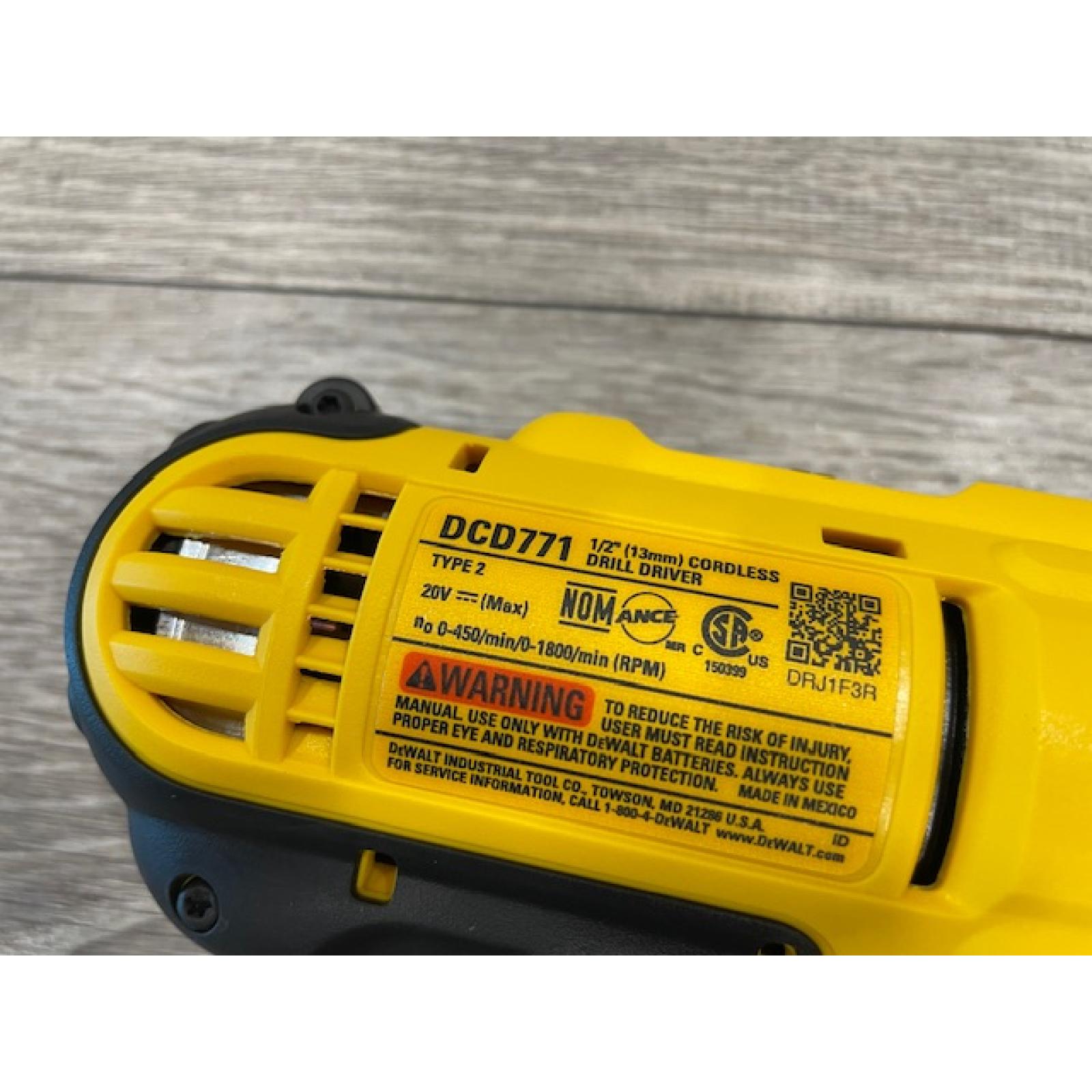 AS-IS DEWALT 20V MAX Cordless 1/2 in. Drill/Driver Kit