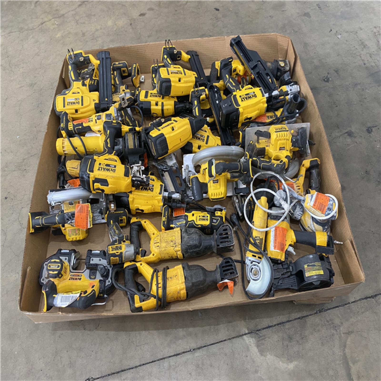 Houston Location AS IS - Tool Pallet