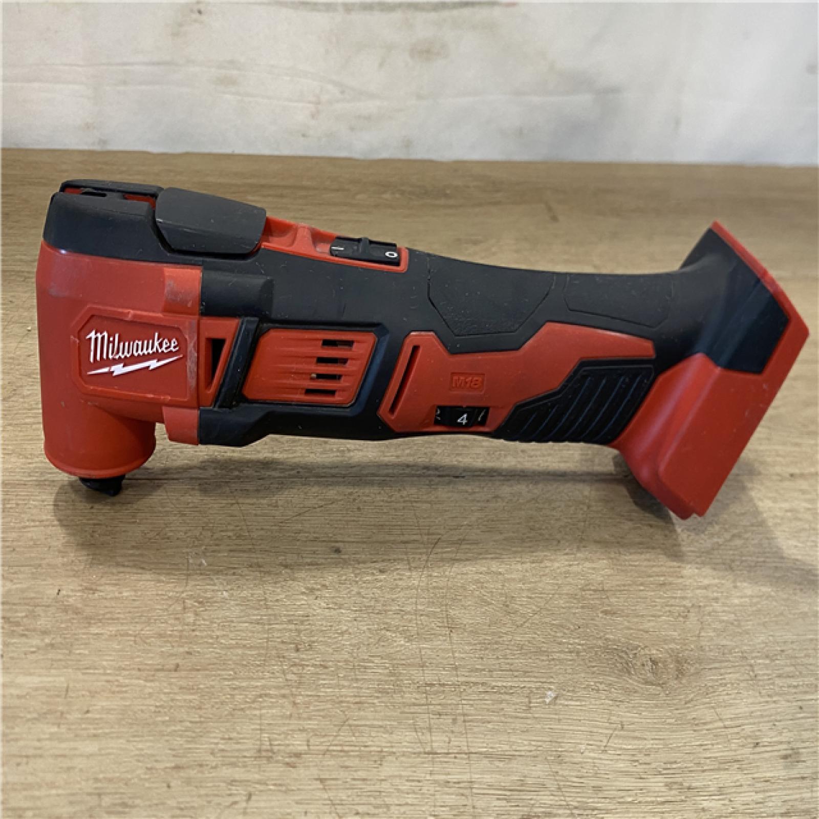 AS-IS Milwaukee 18V Lithium-Ion Cordless Oscillating Multi-Tool (Tool-Only)