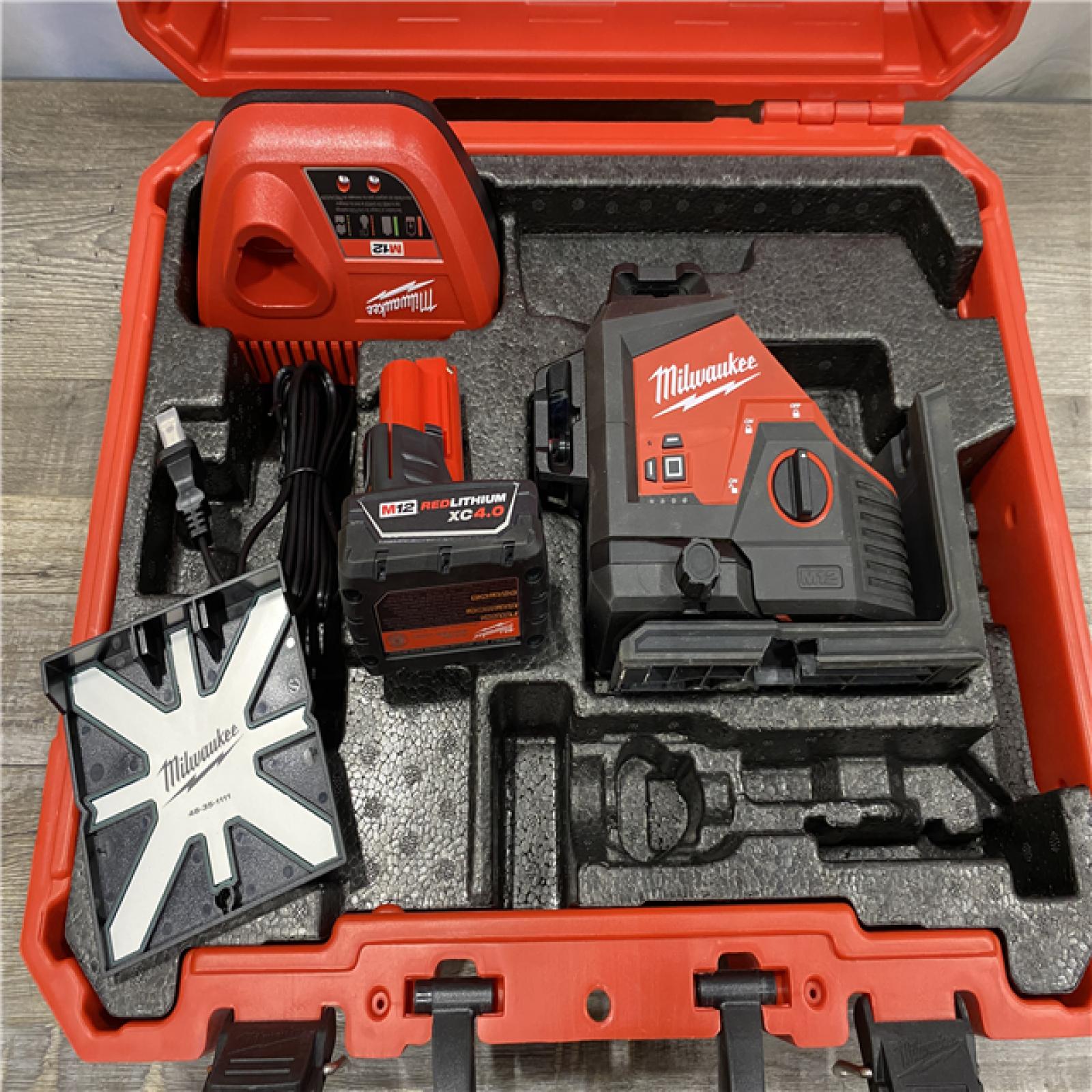 AS-IS Milwaukee 12-Volt Lithium-Ion Cordless Green 250 ft. 3-Plane Laser Level Kit
