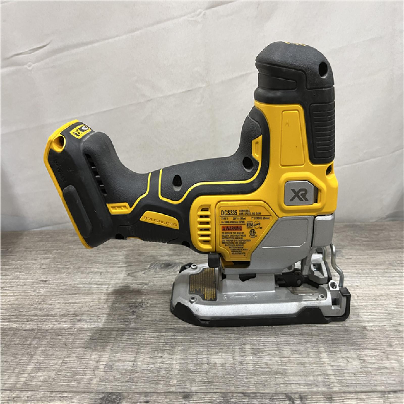 AS-IS DEWALT 20V MAX XR Cordless Barrel Grip Jigsaw (Tool Only)