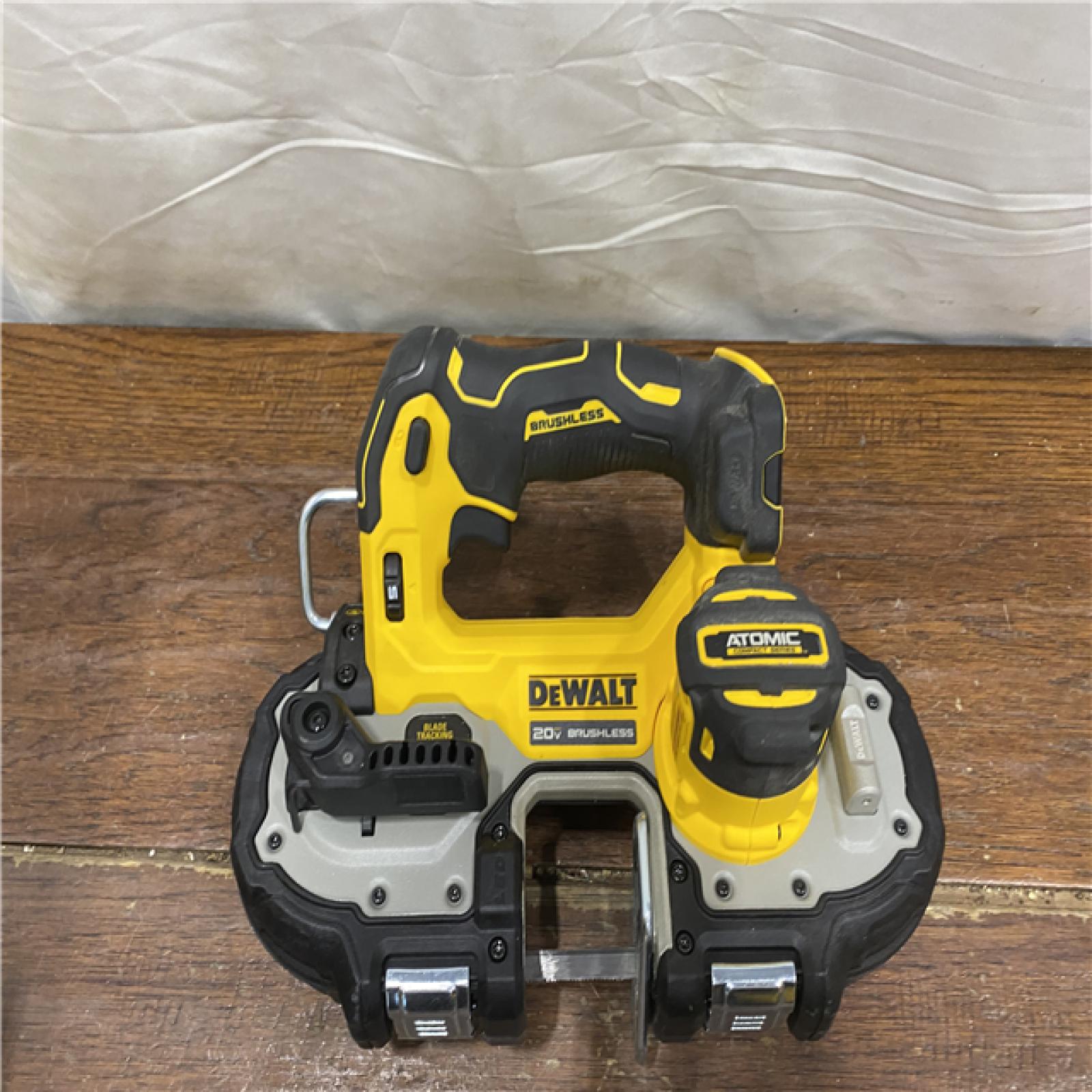 AS-IS Dewalt DCS377B 20V MAX ATOMIC Brushless Cordless 1-3/4  Compact Bandsaw