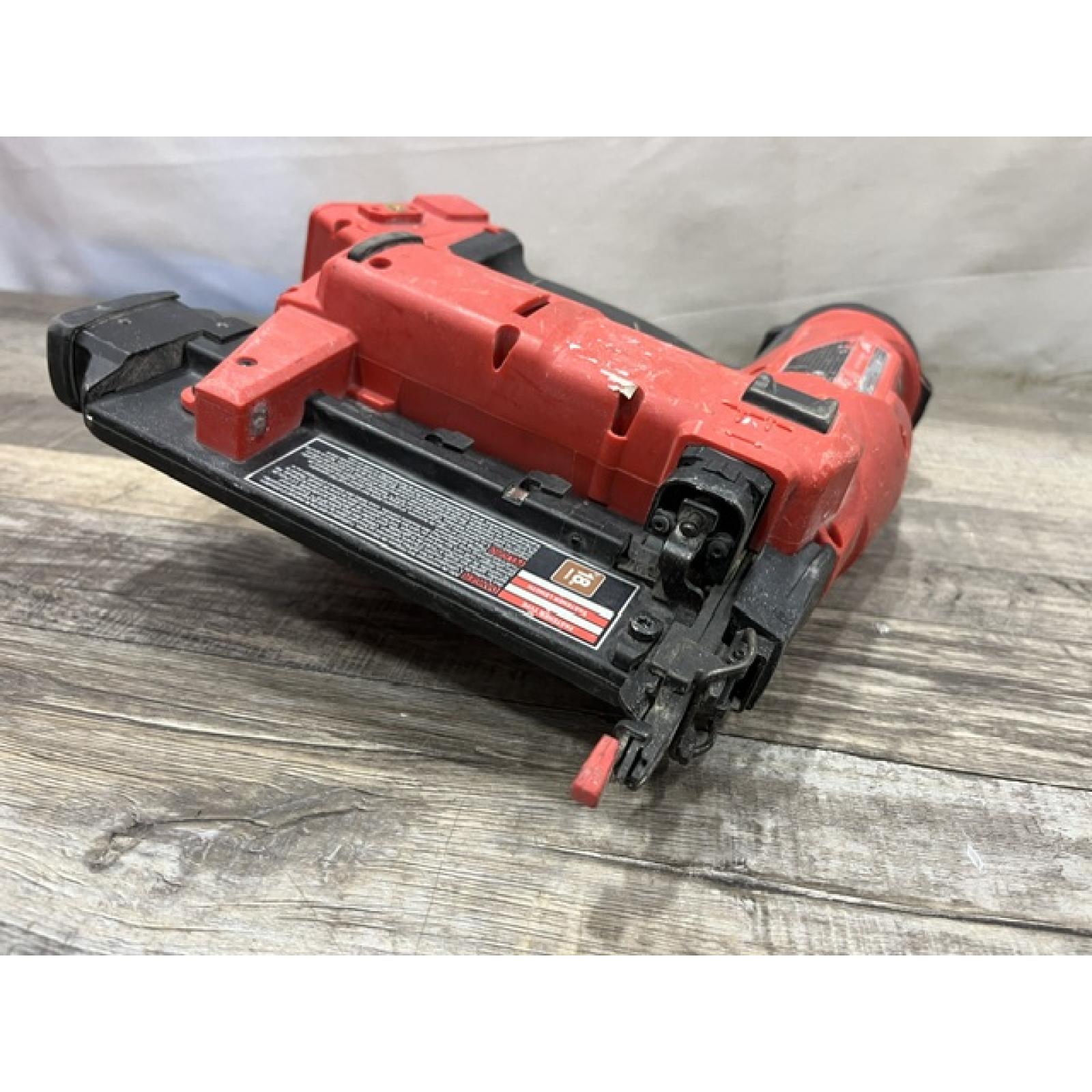 AS-IS Milwaukee FUEL 18-Volt Lithium-Ion Brushless Cordless Gen II 18-Gauge Brad Nailer (Tool-Only)