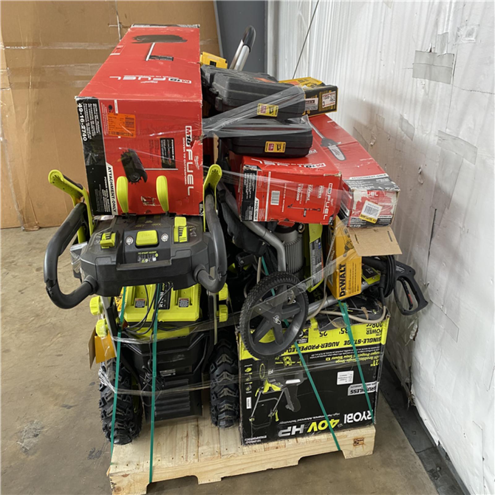 Houston Location AS IS - Tool Pallet