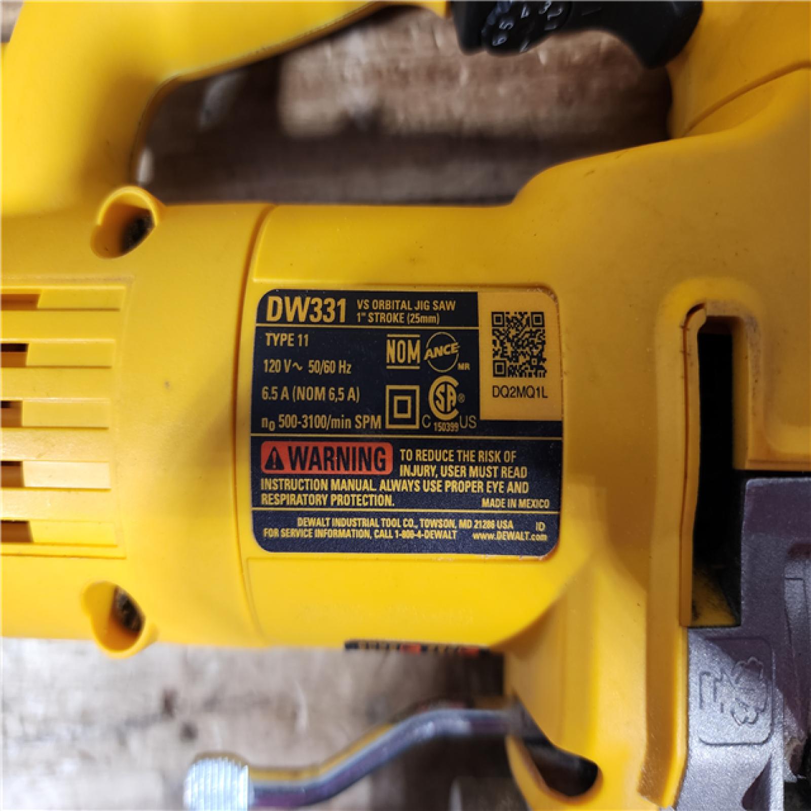 HOUSTON LOCATION - AS - IS DEWALT 6.5 Amp Corded Jig Saw (TOOL ONLY)