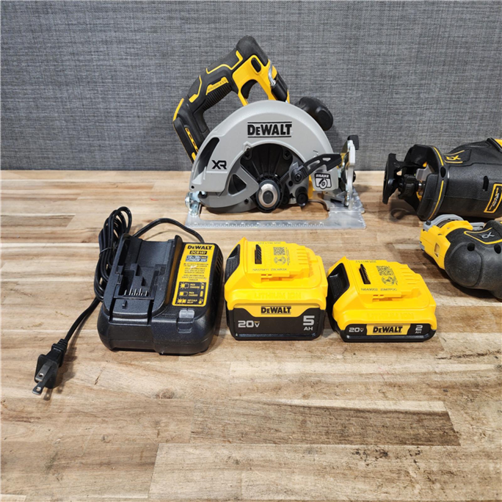 HOUSTON LOCATION - AS - IS DEWALT 20V MAX Lithium-Ion Cordless 3-Tool Combo Kit