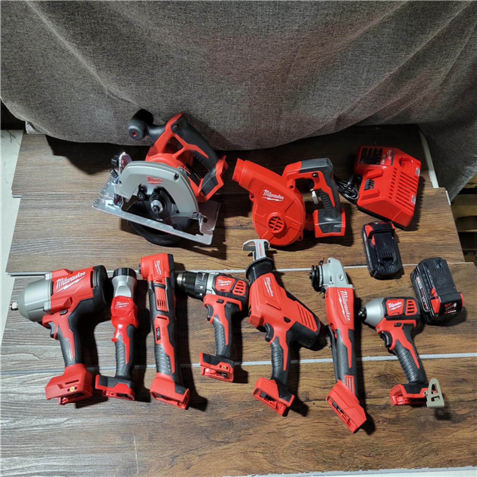 CALIFORNIA NEW MILWAUKEE M18 9-TOOL COMBO KIT(BATTERIES,CHARGER,AND BAG INCLUDED)