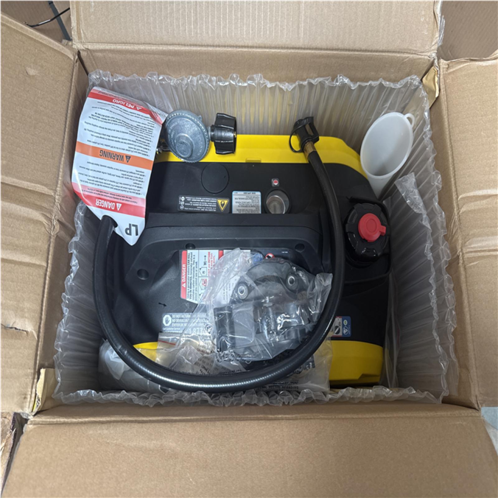 CALIFORNIA AS IS CHAMPION 2500 WATT INVERTER GENERATOR