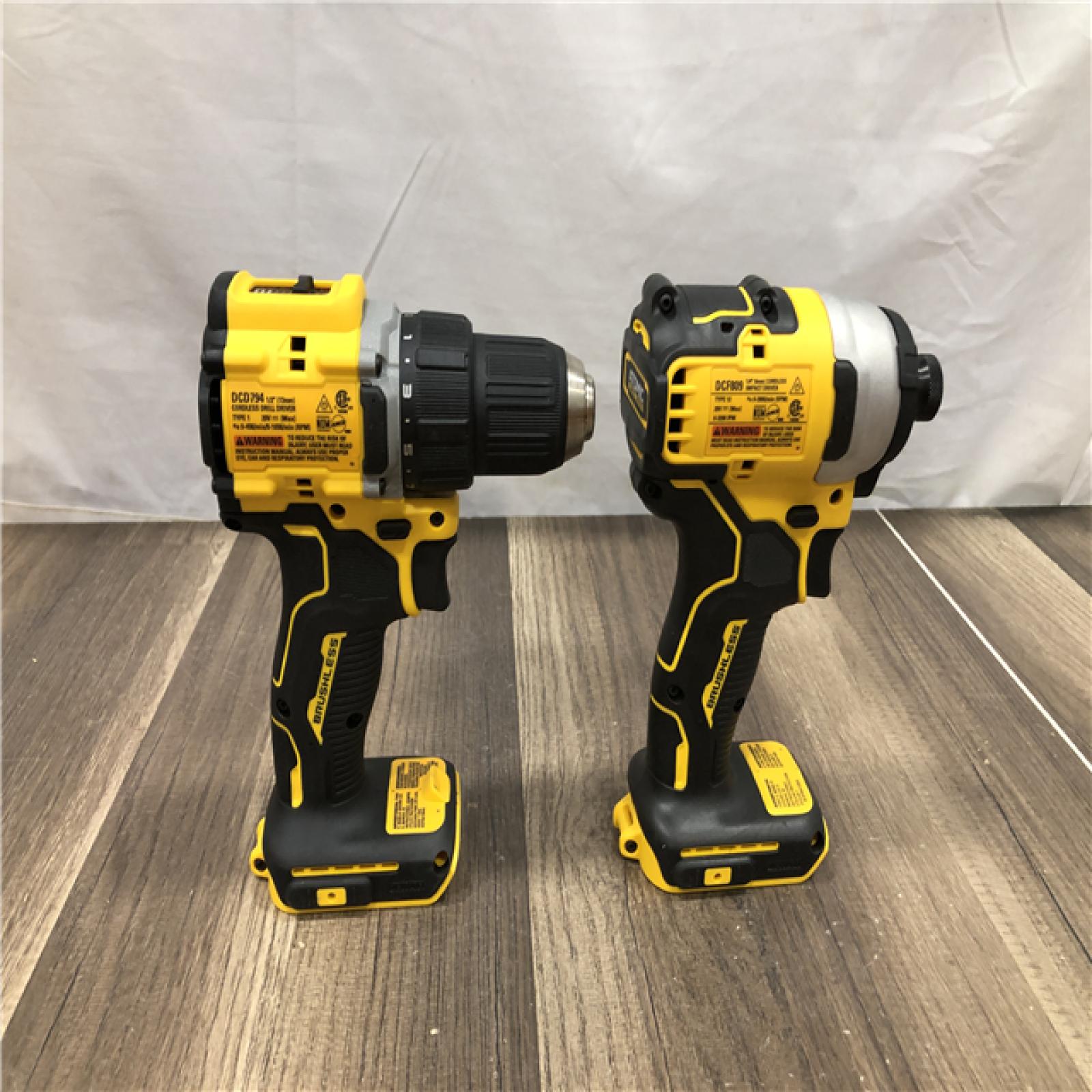 AS-IS DEWALT ATOMIC 20-Volt MAX Lithium-Ion Cordless Combo Kit
