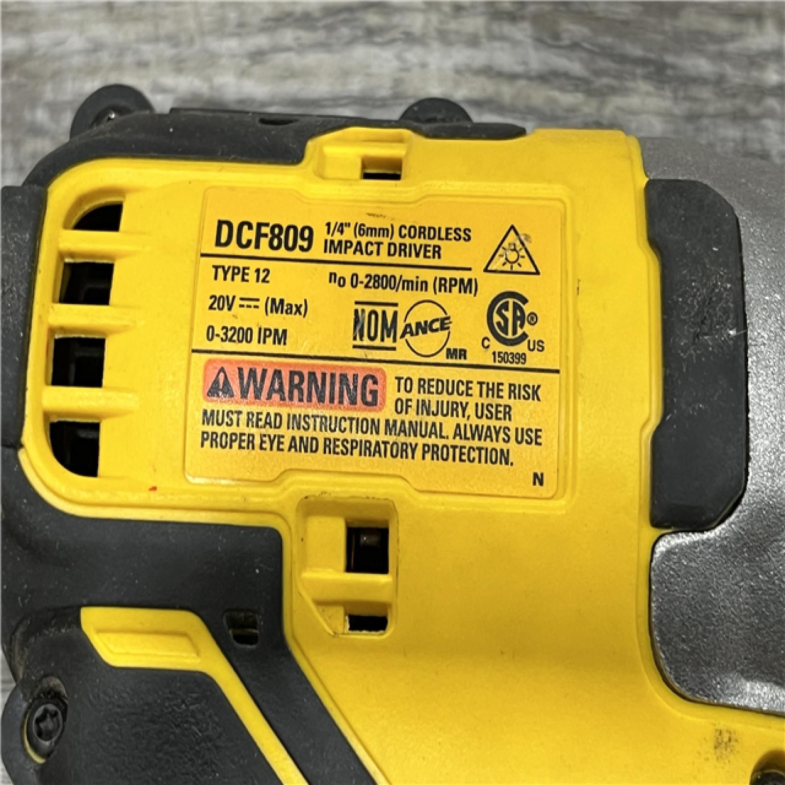 AS-IS DEWALT Atomic 20V Max Lithium-Ion Brushless Cordless Compact 1/4 in. Impact Driver Kit