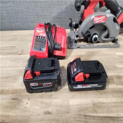 HOUSTON LOCATION - AS-IS MILWAUKEE 3 TOOL COMBO KIT W/ (2) BATTERY & CHARGER