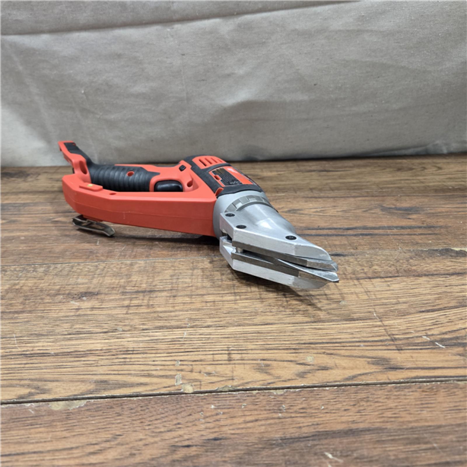 AS-IS Milwaukee Cordless 18 Gauge Double Cut Shear