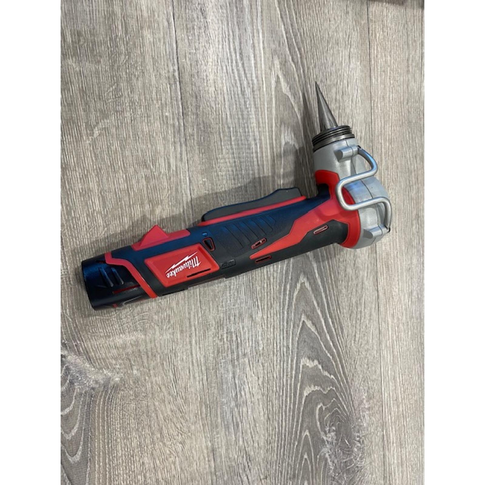 AS-IS Milwaukee M12 12-Volt Lithium-Ion Cordless ProPEX Expansion Tool Kit
