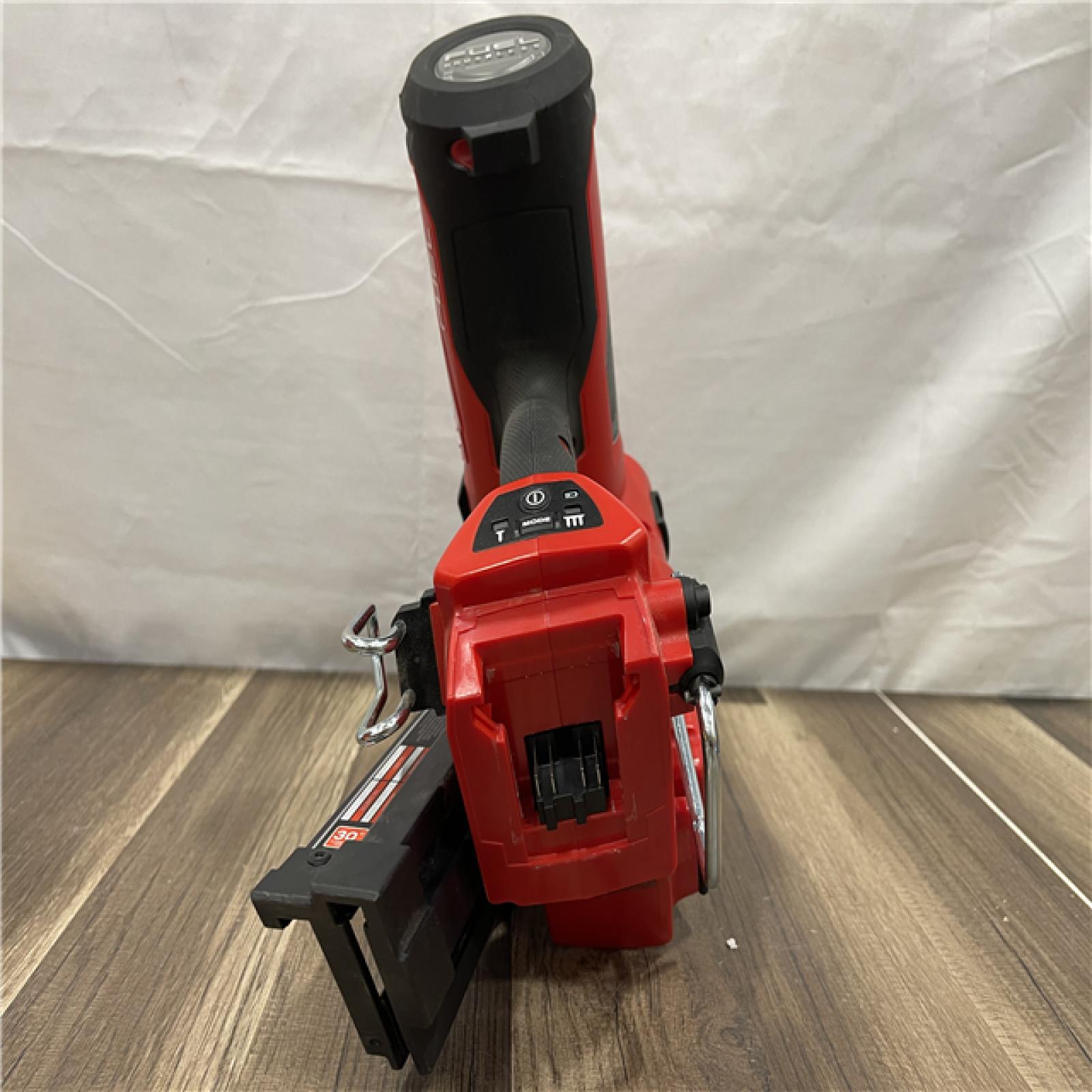 AS-IS Milwaukee M18 FUEL 3-1/2 in. 18-Volt 30-Degree Lithium-Ion  (Tool-Only)