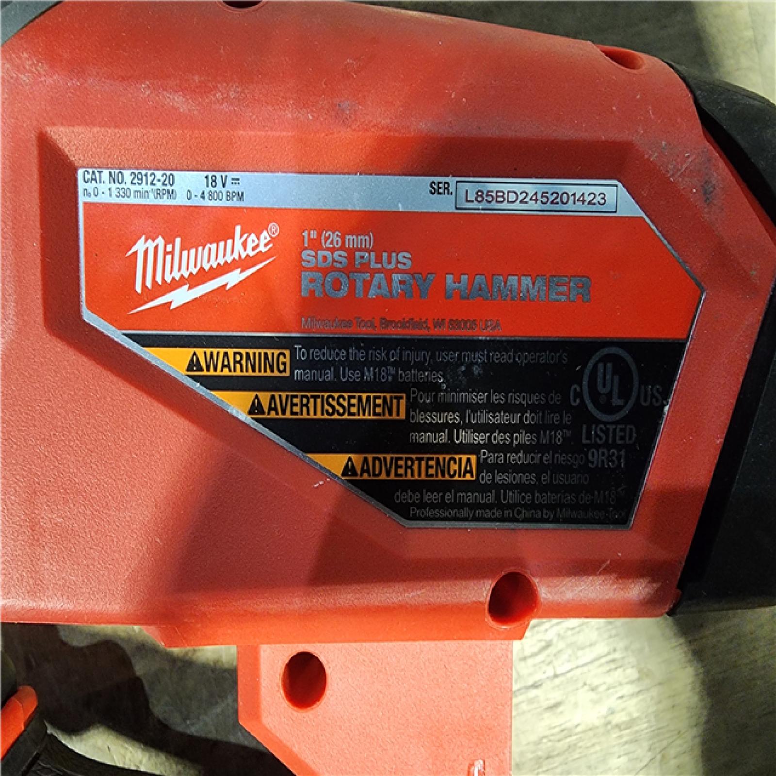 HOUSTON LOCATION - AS-IS Milwaukee M18 FUEL 18V Lithium-Ion Brushless Cordless 1 in. SDS-Plus Rotary Hammer W/ BATTERY & CHARGER