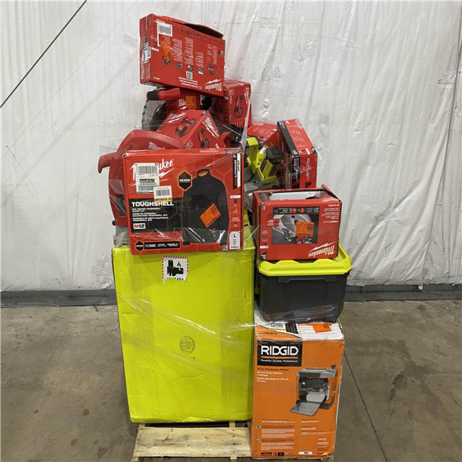 Houston Location AS IS - Tool Pallet