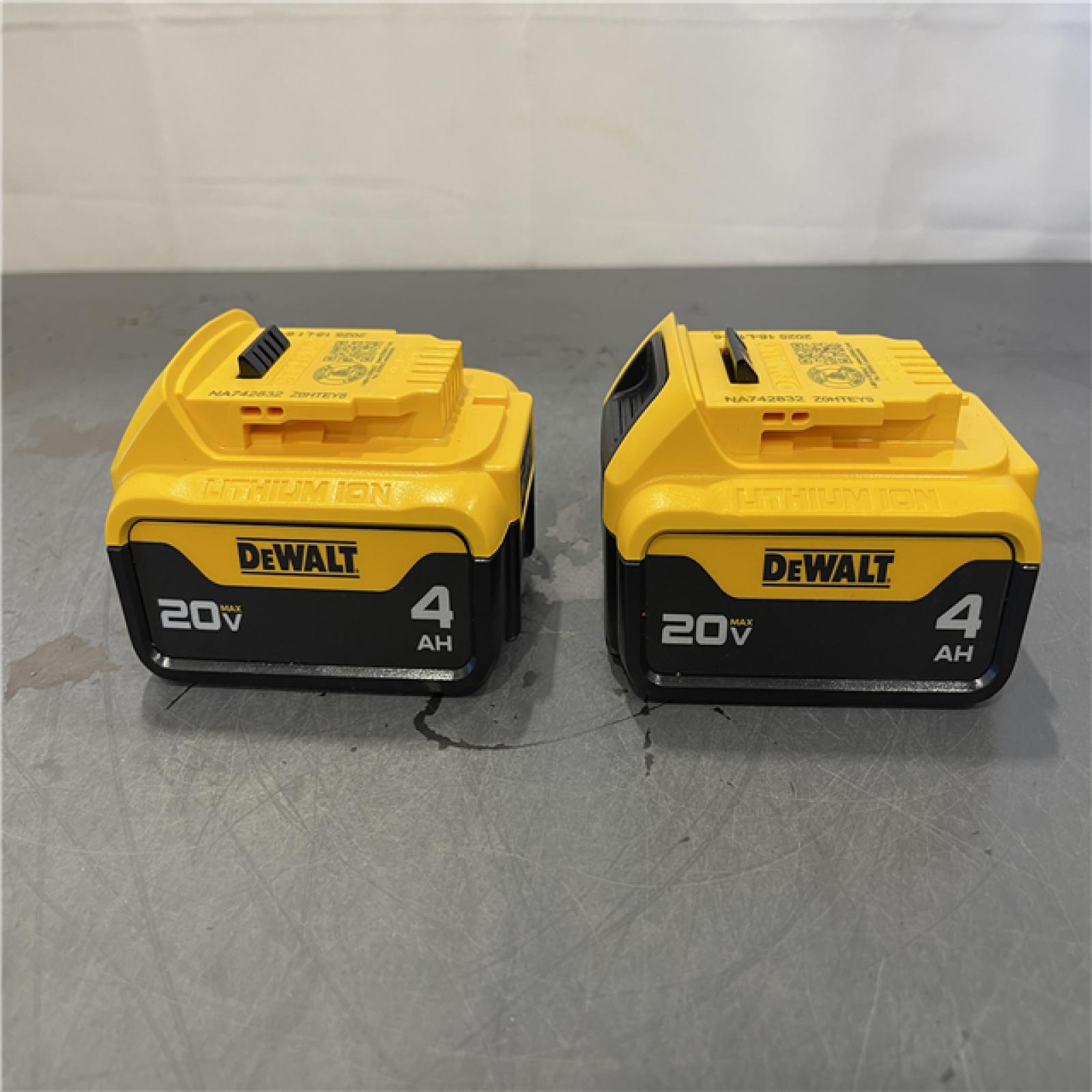 AS-IS - DEWALT 20V MAX XR 4 Ah Li-Ion Battery (2 Pc)