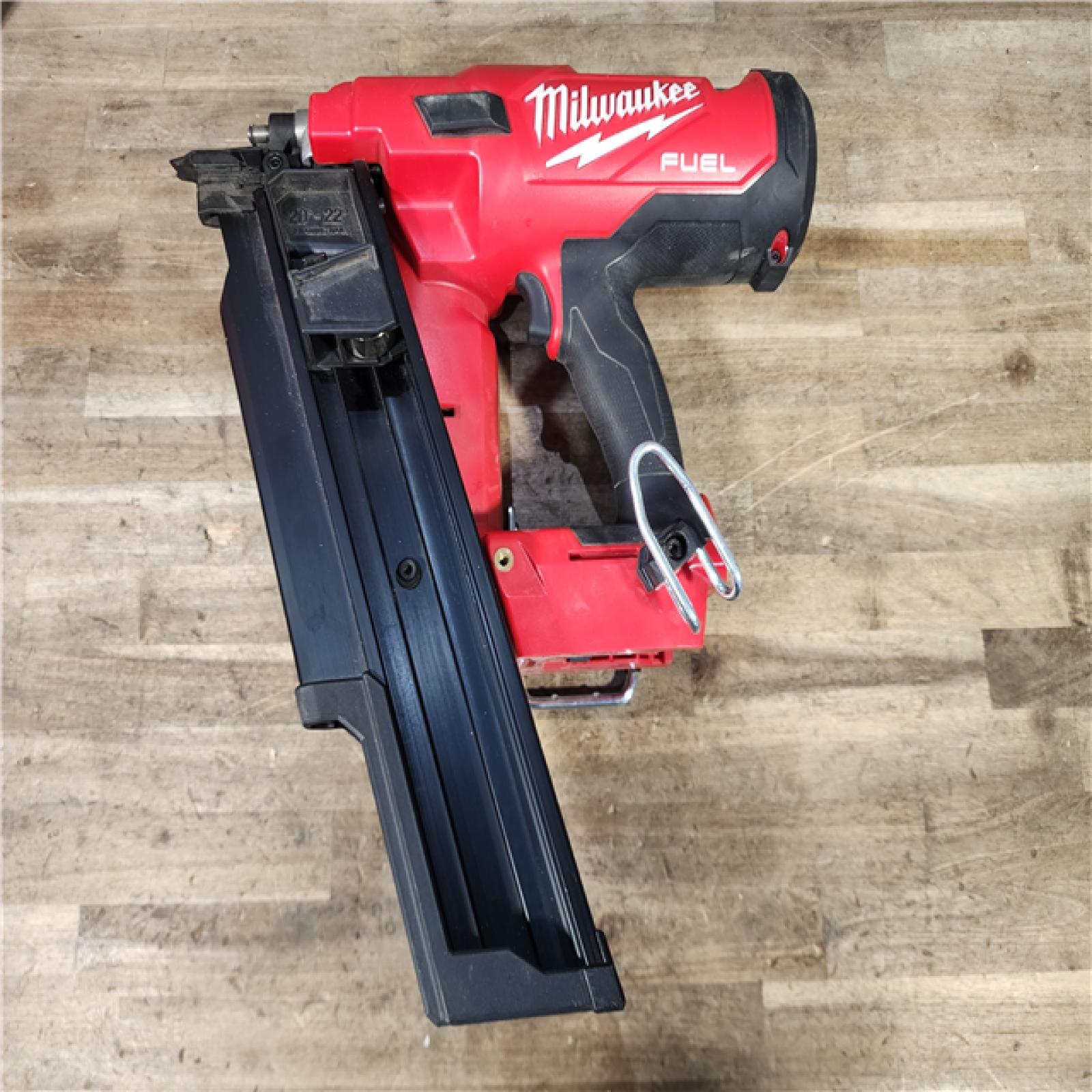 HOUSTON LOCATION - AS-IS Milwaukee 2744-20 M18 FUEL 3-1/2 in. 18V 21-Degree Lithium-Ion Brushless Cordless Framing Nailer (Tool-Only)