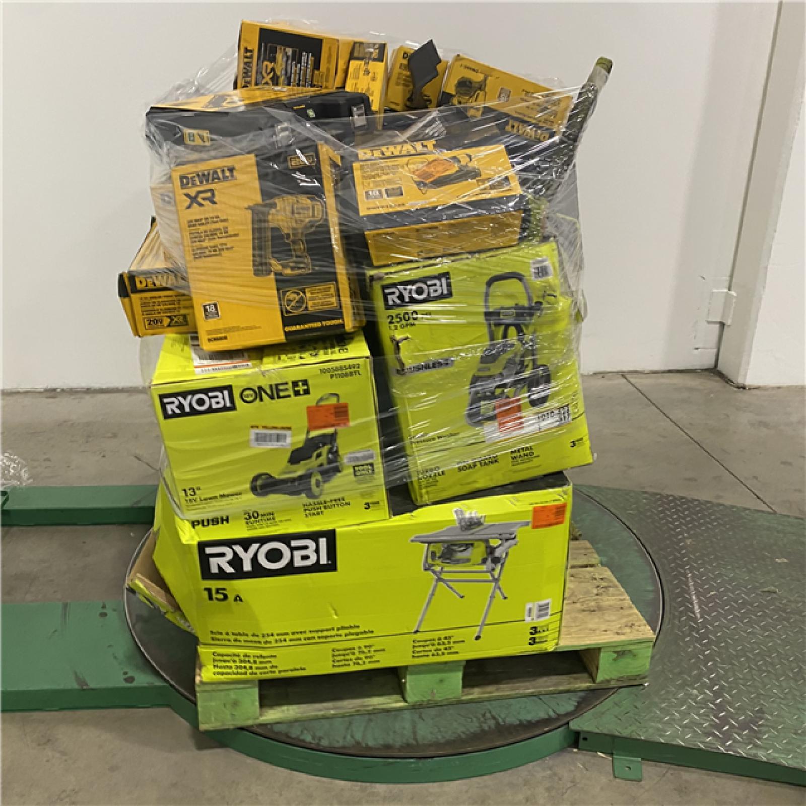 Dallas Location - As-Is Tool Pallet