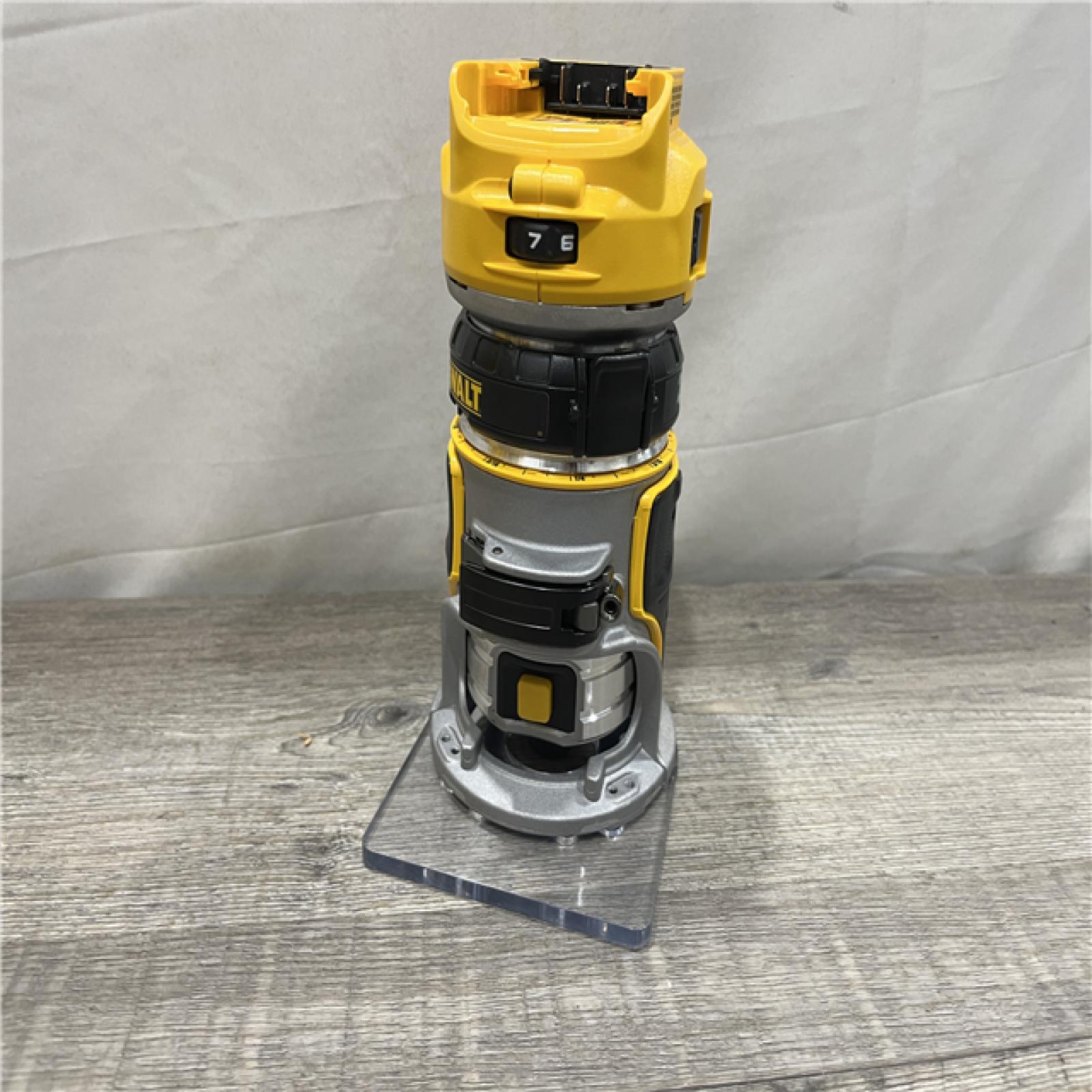 AS-IS DEWALT 20V MAX XR Cordless Brushless Fixed Base Compact Router (Tool Only)