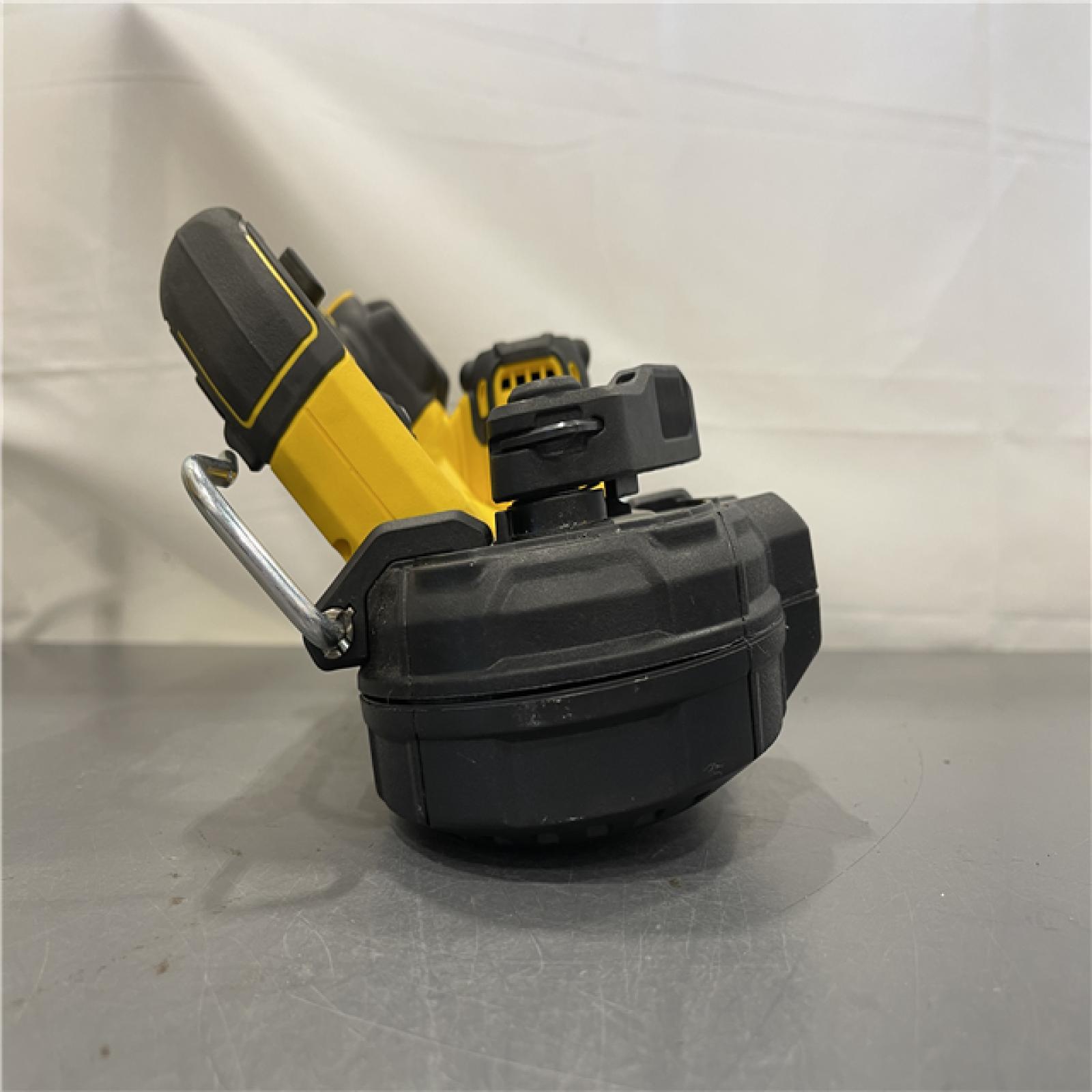 AS-IS - Dewalt 20V MAX ATOMIC Brushless Cordless 1-3/4  Compact Bandsaw (Tool Only)