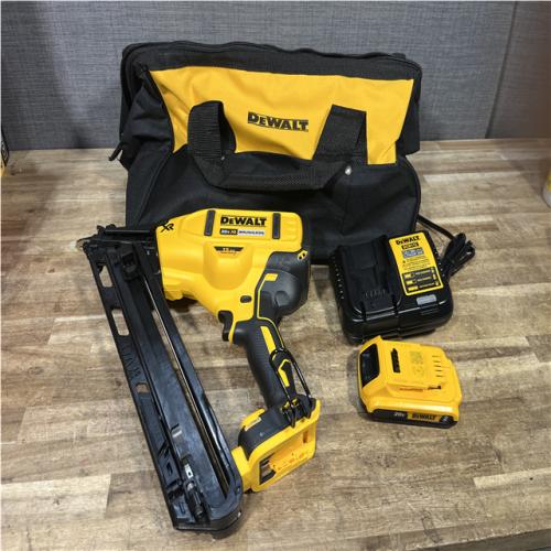 Houston Location AS-IS DEWALT 20V MAX XR Lithium-Ion Cordless 2-1/2 in. 15-Gauge Finish Nailer Kit