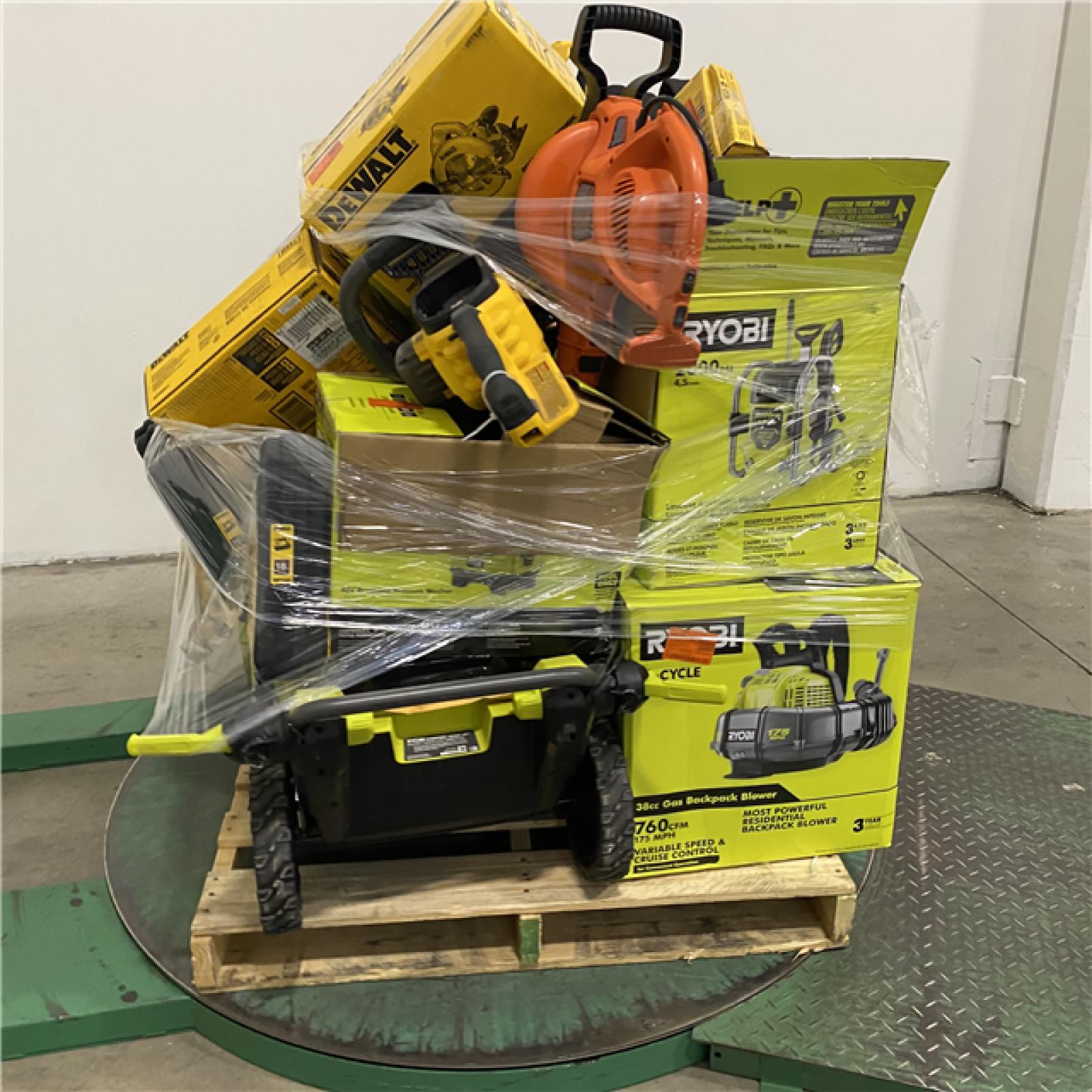 Dallas Location - As-Is Tool Pallet