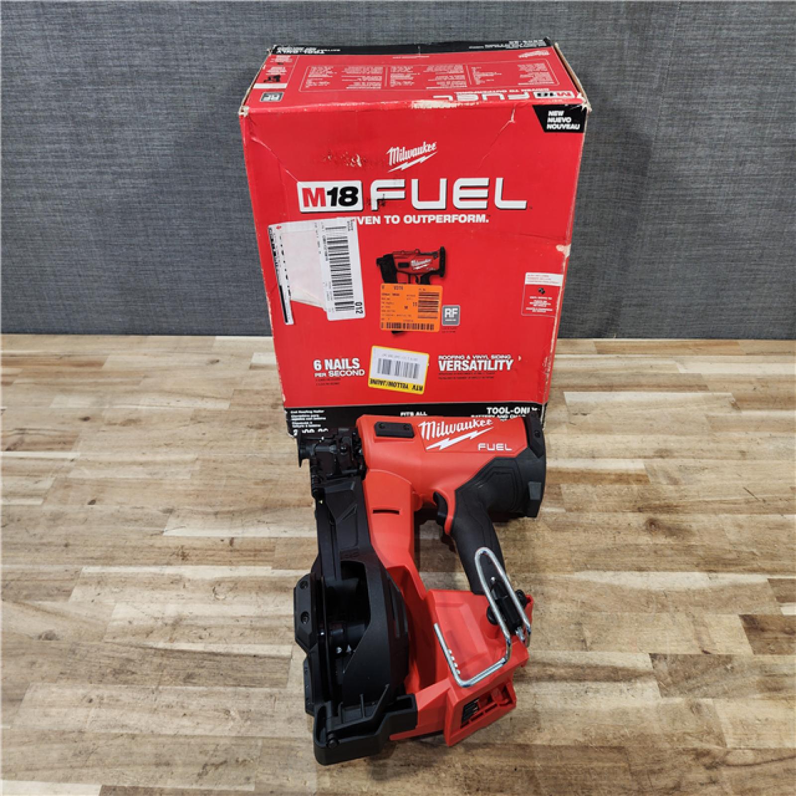 HOUSTON LOCATION - AS-IS (APPEARS LIKE NEW) Milwaukee FUEL 18-Volt Lithium-Ion Brushless Cordless Coil Roofing Nailer (Tool Only)