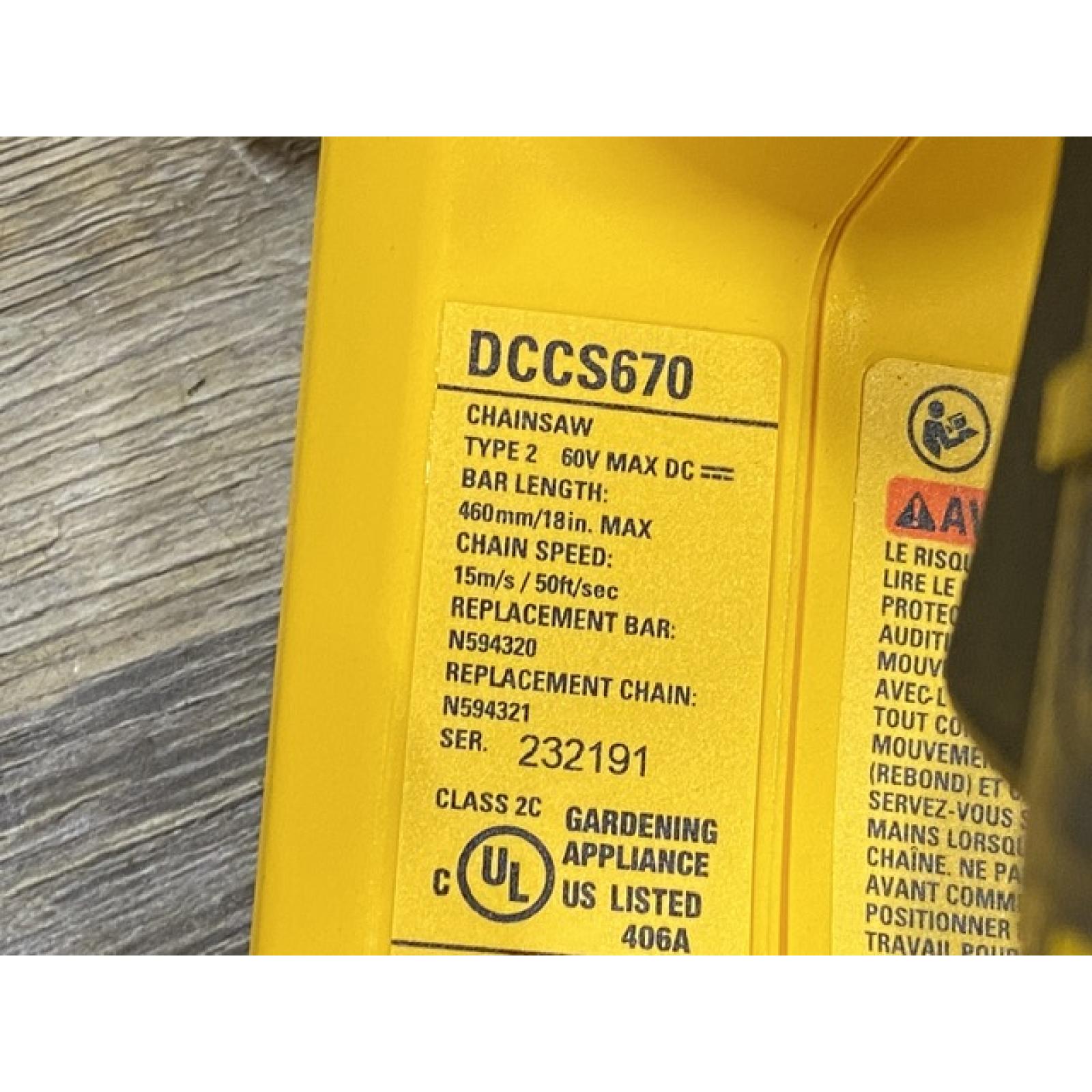 AS-IS DEWALT FLEXVOLT 60V MAX 16in. Brushless Cordless Battery Powered Chainsaw Kit