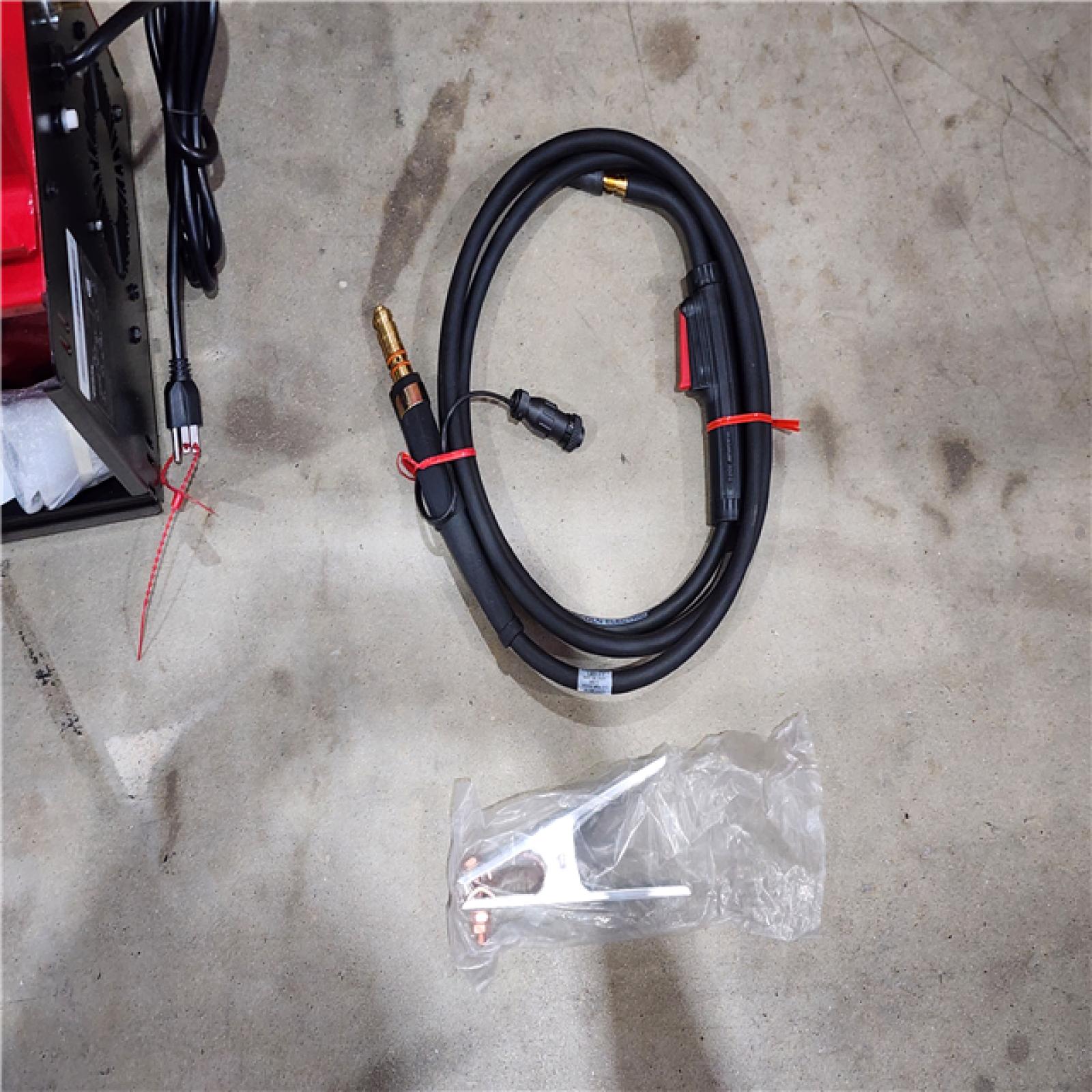 HOUSTON LOCATION - AS-IS Lincoln Electric 140 amp weld pak 140hd